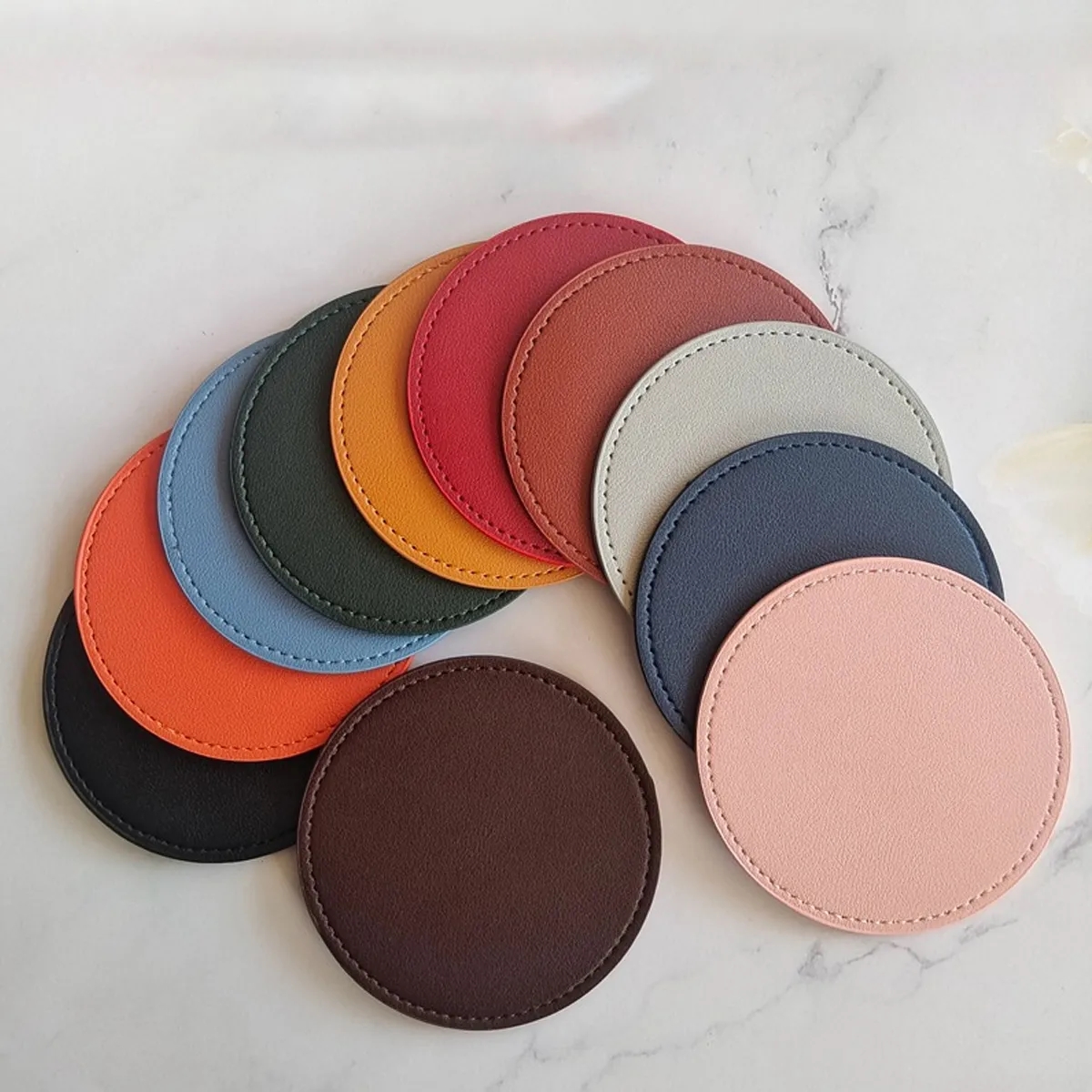 PU Leather Round Coasters Waterproof Heat Resistant 2