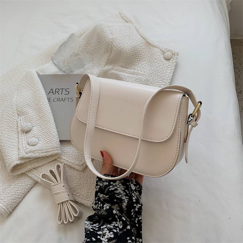 Women's PU Leather Minimalist Saddle Tote Bag 2