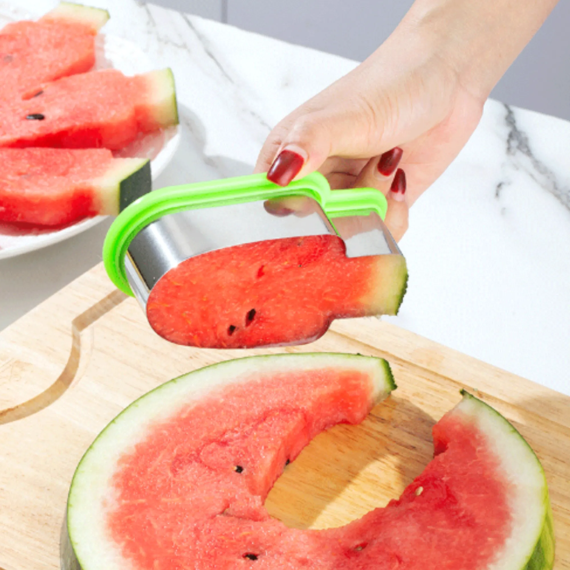 Colorful Ice - cream - shaped Fruit Cutters 2