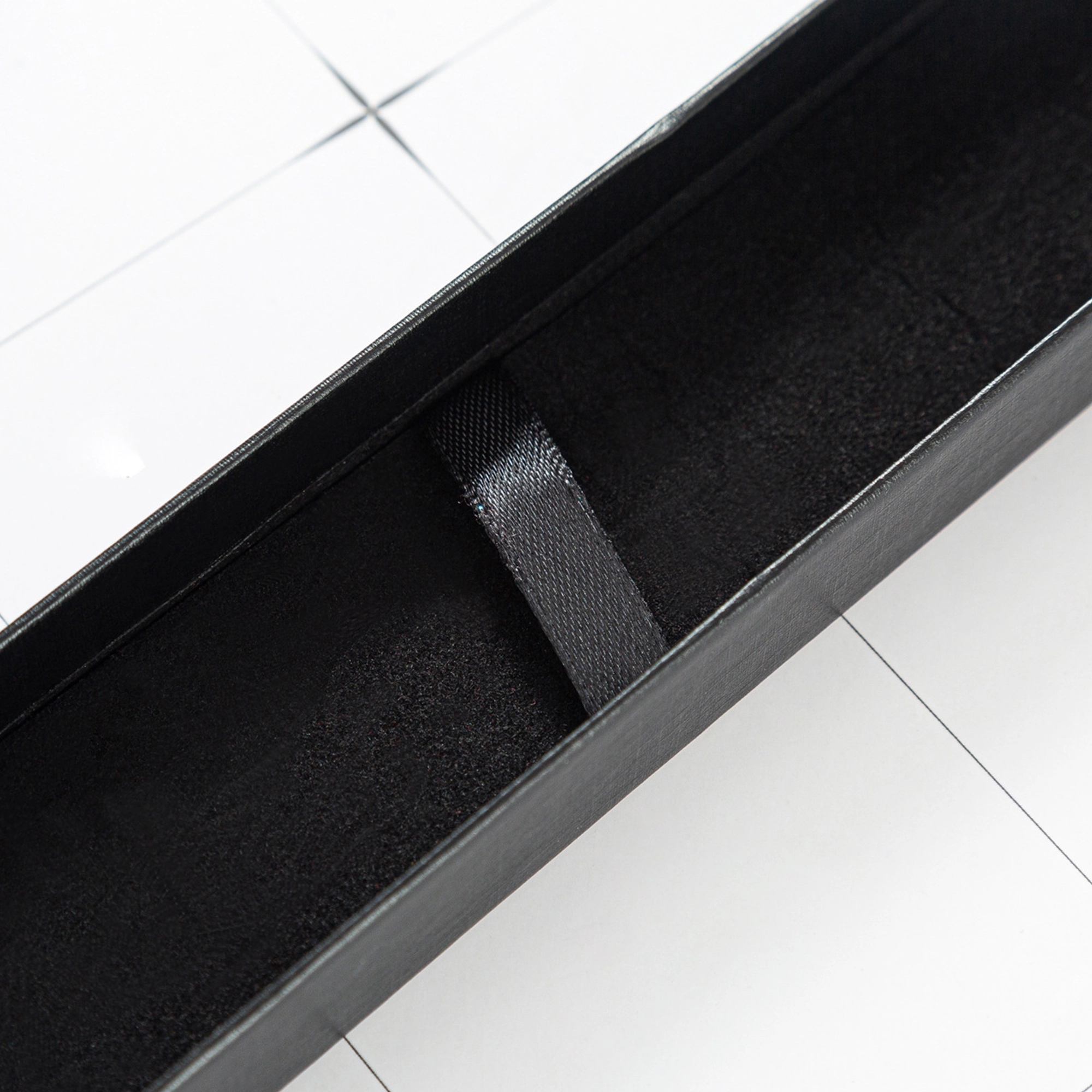 Closure Gift Box for Pens 6