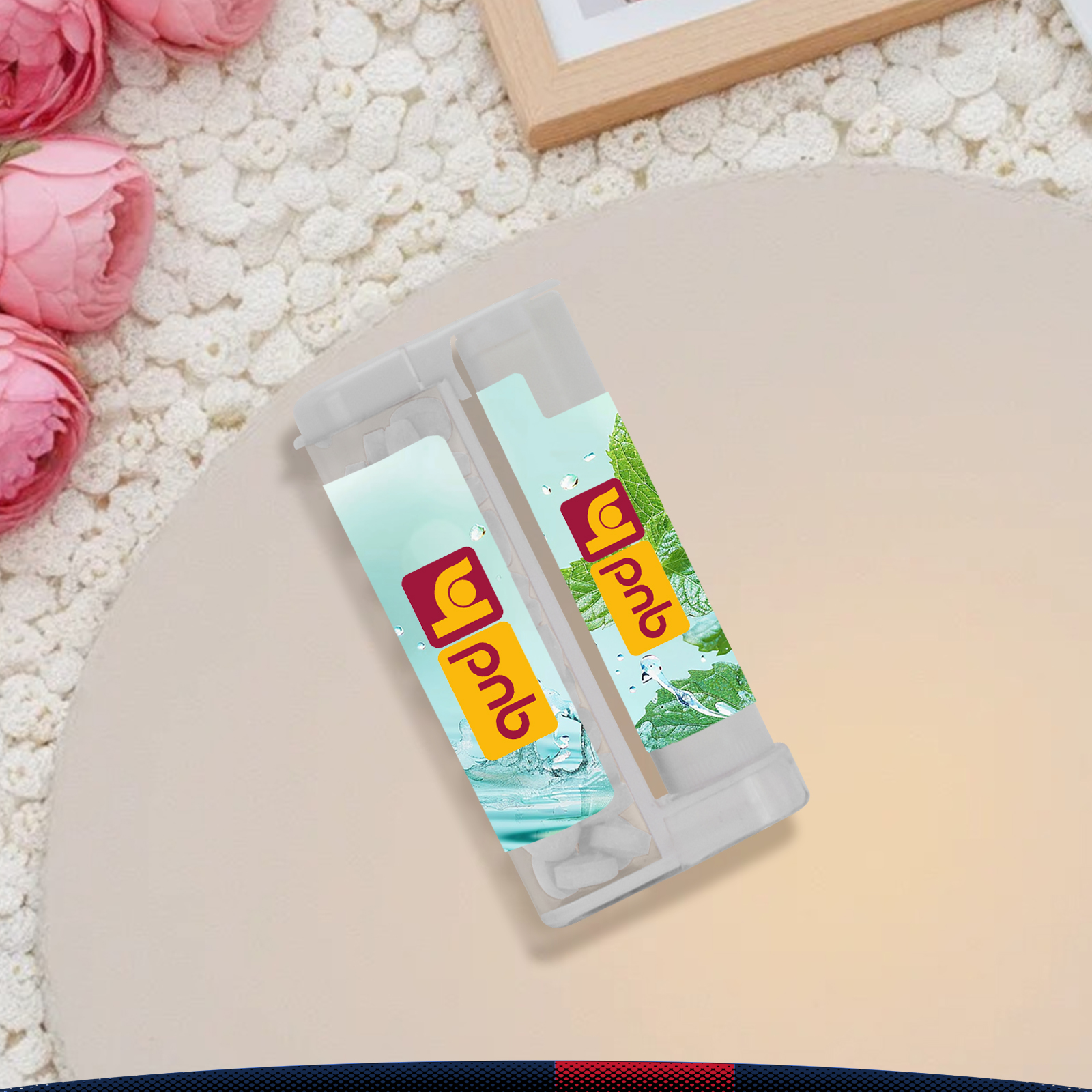 Leyre Flip-Top Duo Sugar Free Mints With SPF 15 Lip Balm 3