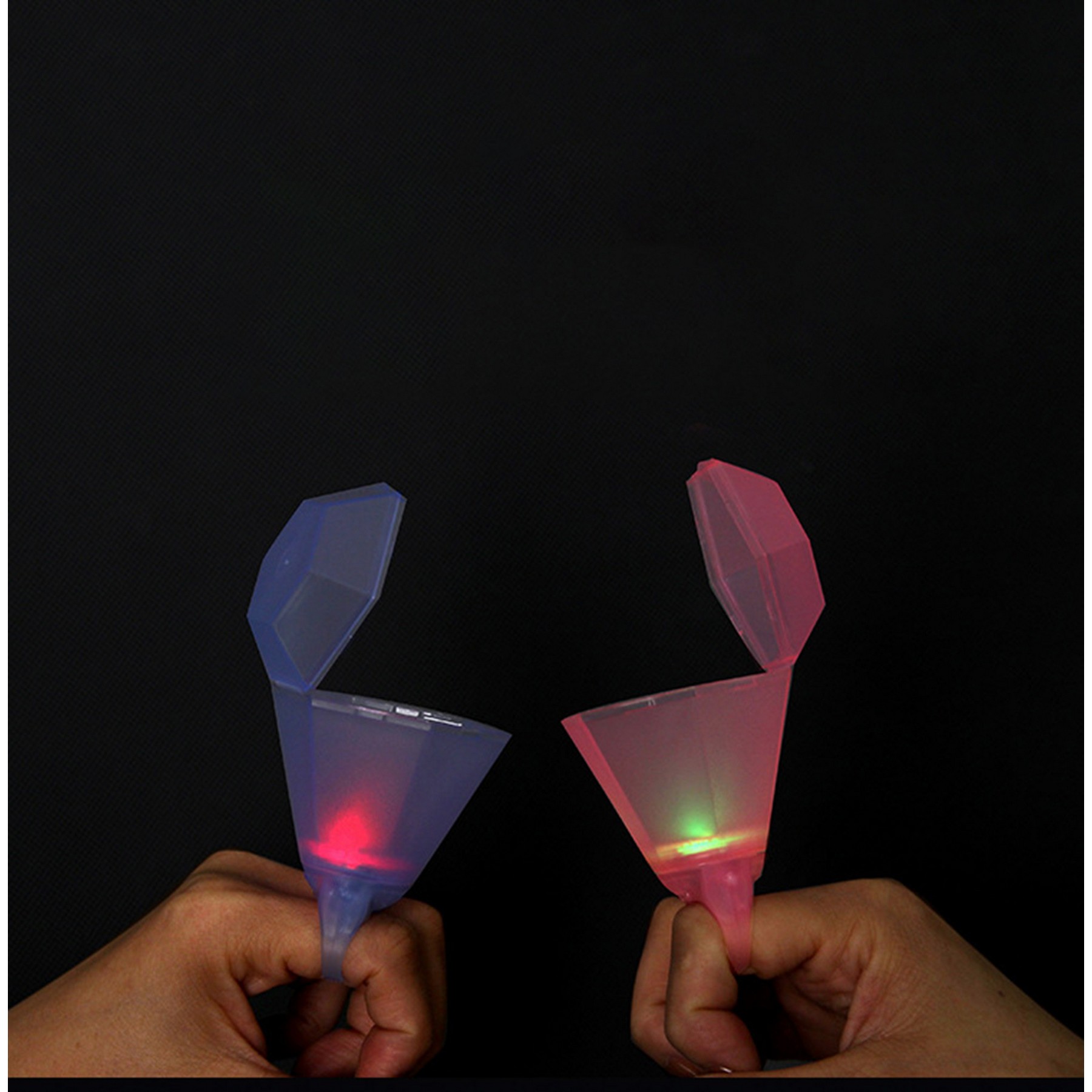 Party Imitation Diamond Plastic Glisten Cup Ring 2