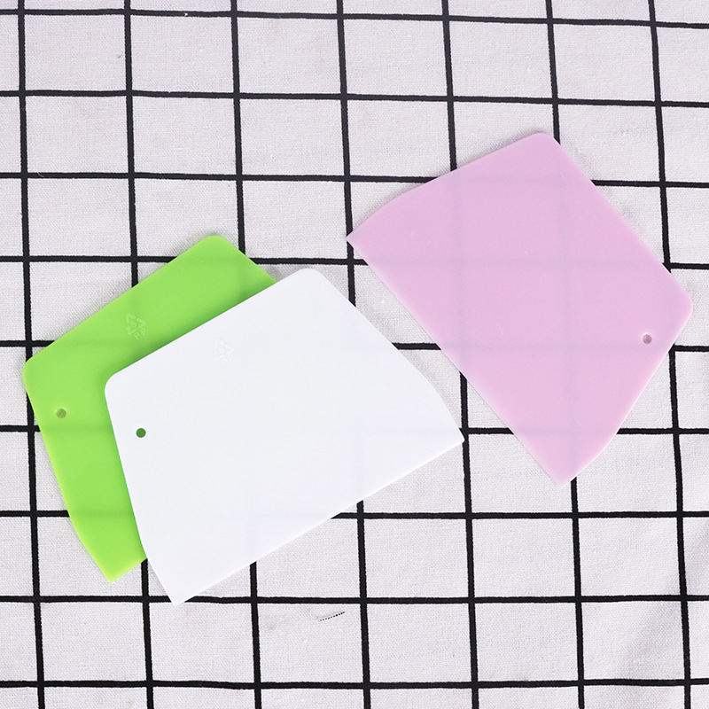 Plastic Scraper Dough Cutter 2