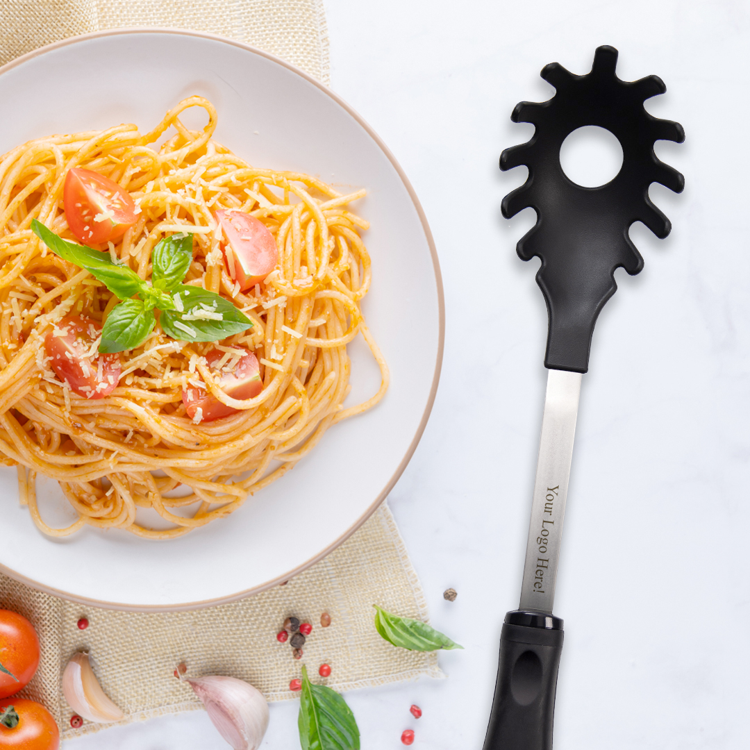 Pasta Server 4