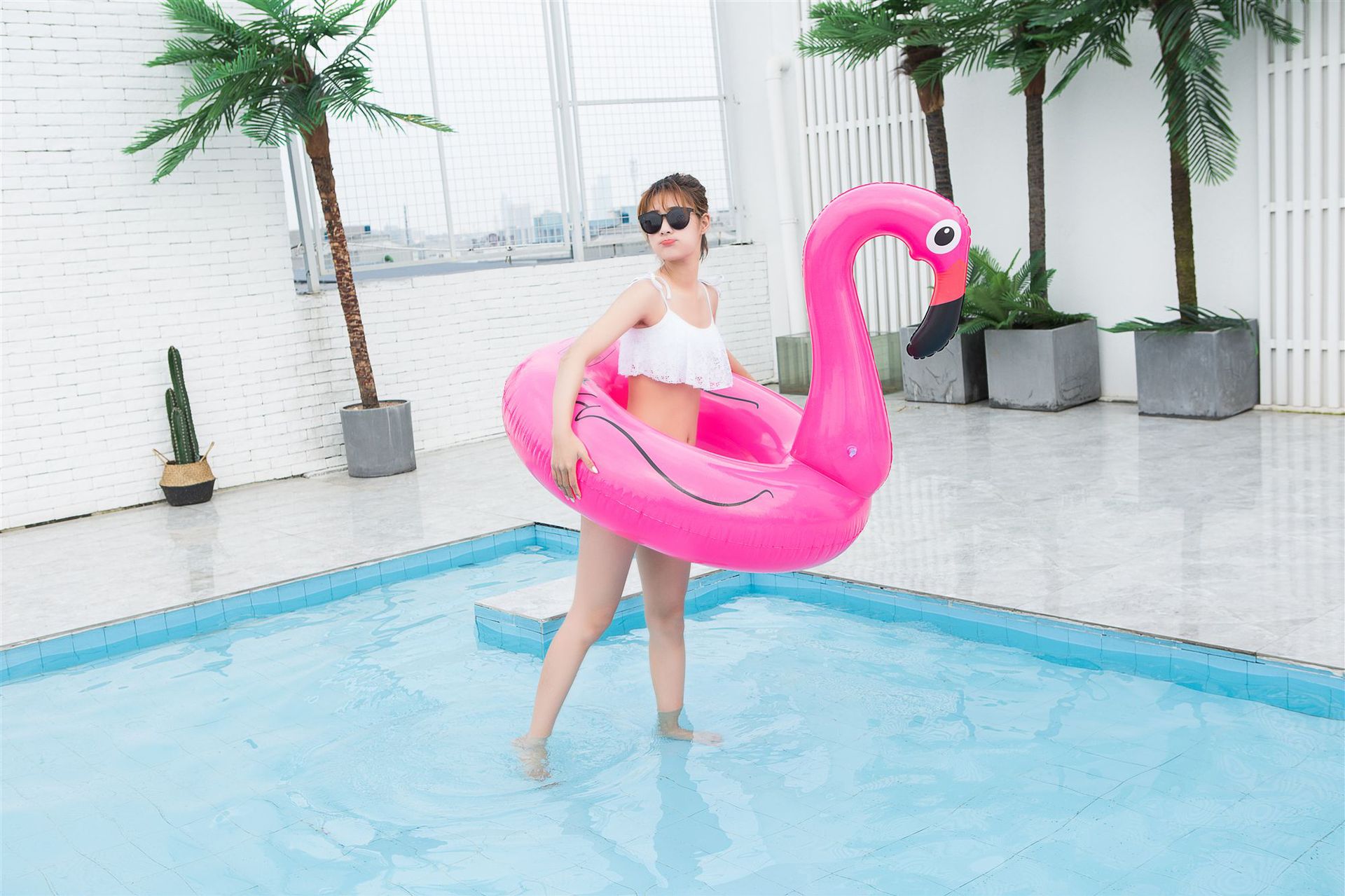 Inflatable Pool Float Tubes with Unicorn and Flamingo design 4