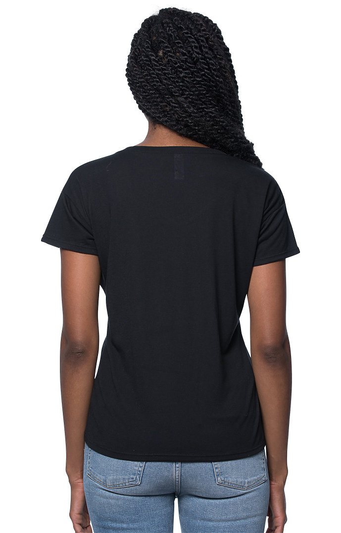 Weekend Boxy V-Neck 3