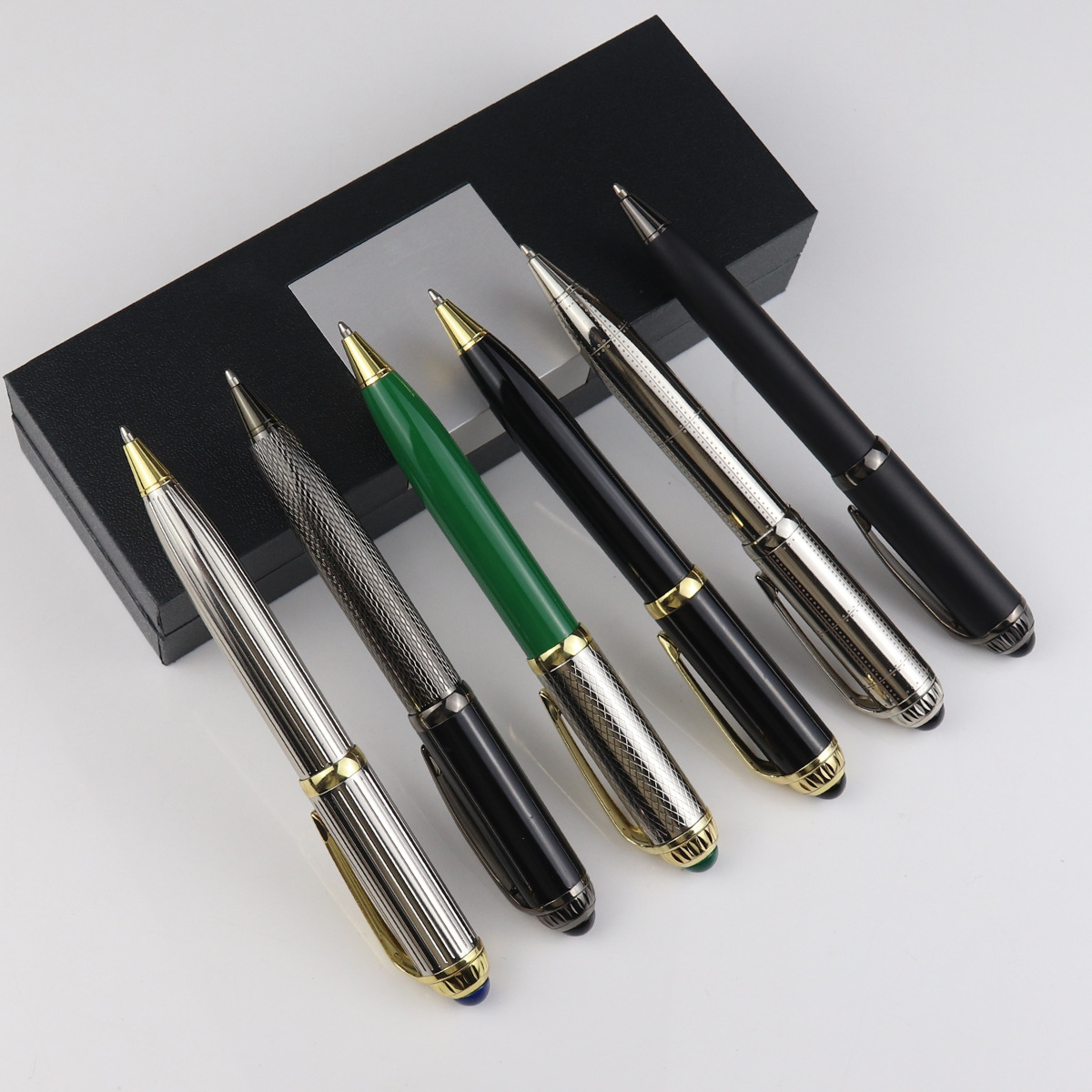 High-grade metal ballpoint pen 2
