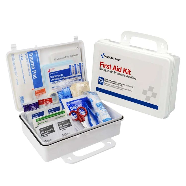 First Aid Kit 25 Person - 95 Piece 2