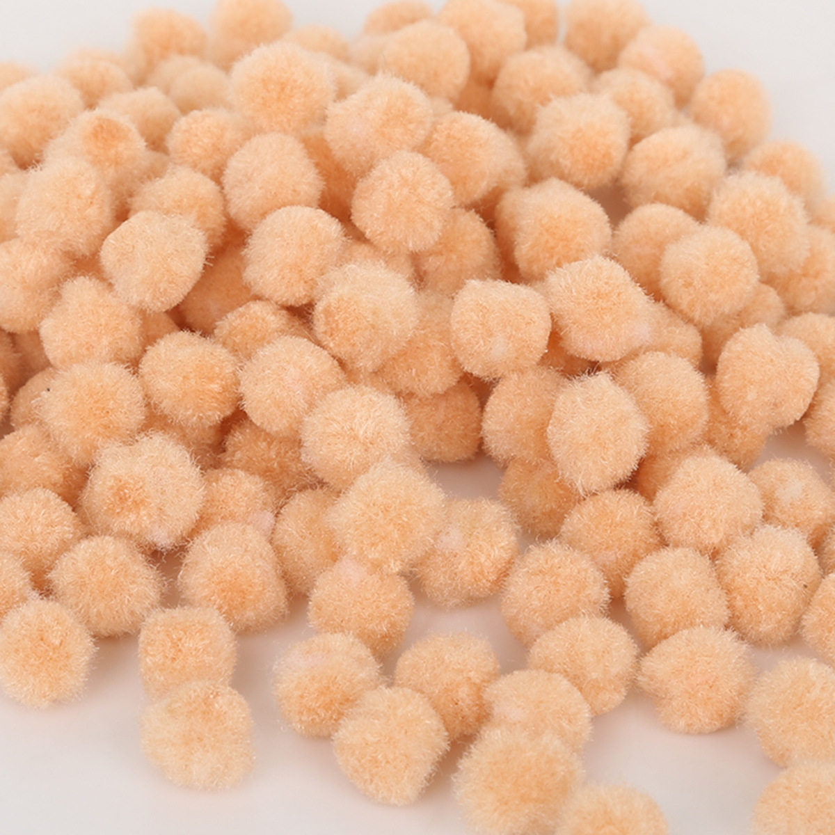 Soft and Fluffy Craft Pom Pom Balls ( 500 pieces ) 2