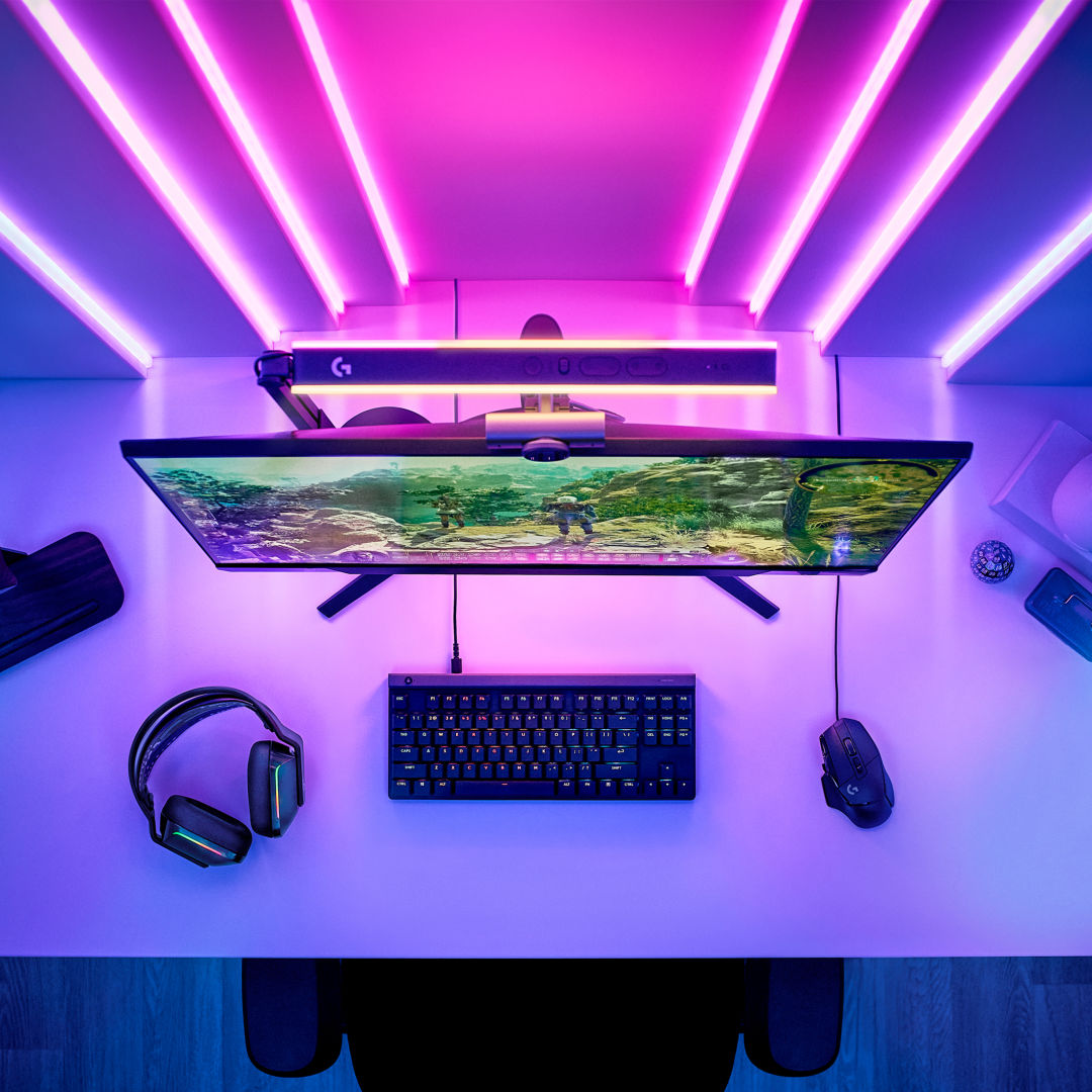 Logitech® Lightspeed Gaming Keyboard 14