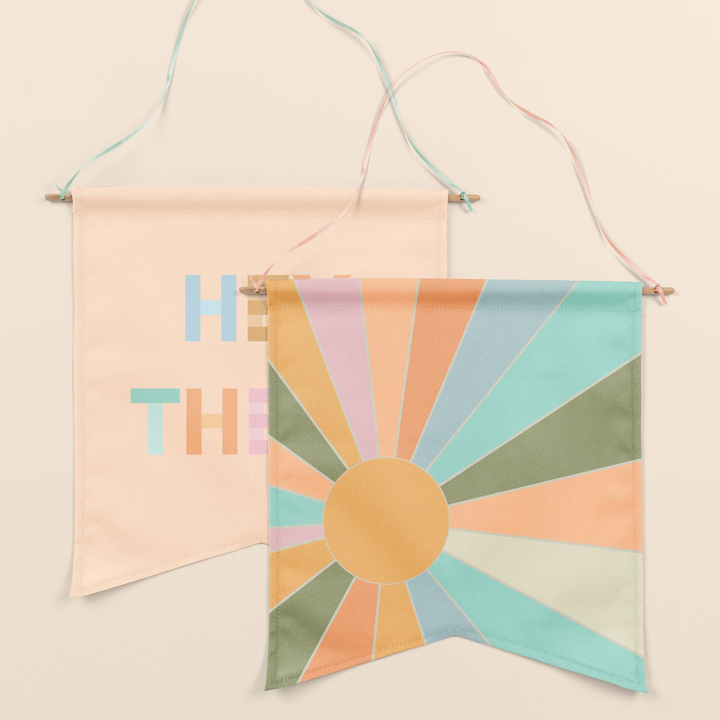 WALLFLOWER LARGE - 4CP POLY