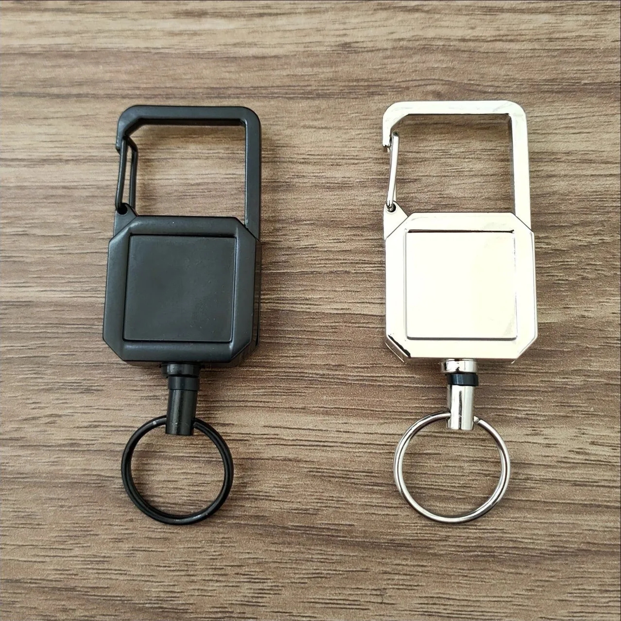 Retractable Badge Reel Keychain 1