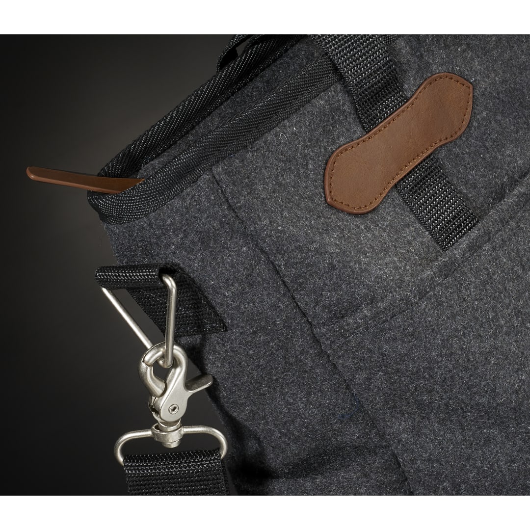 Field & Co.® Campster Wool 15" Computer Tote 29