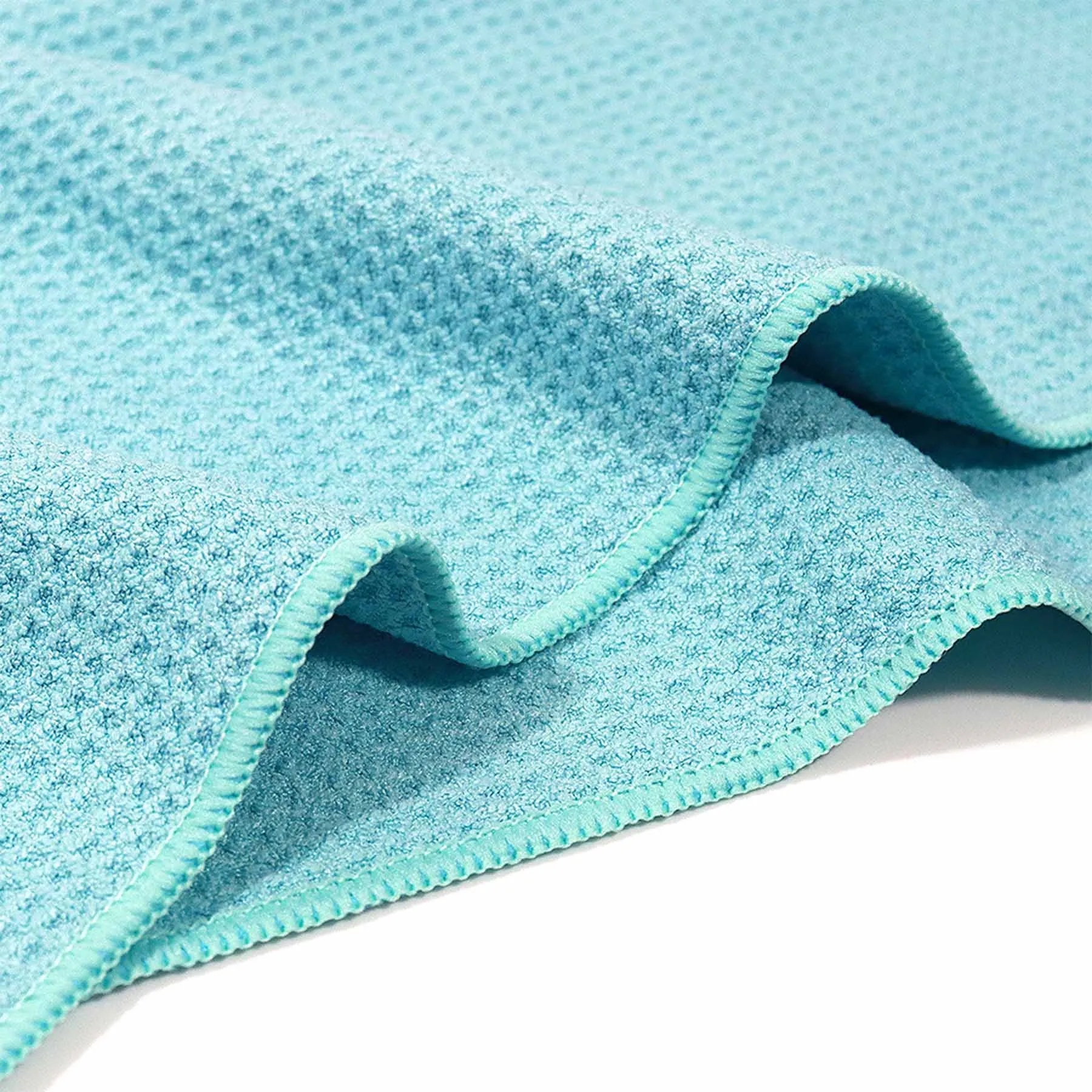 Ultra-Fine Microfiber Golf Towel with Clip 21