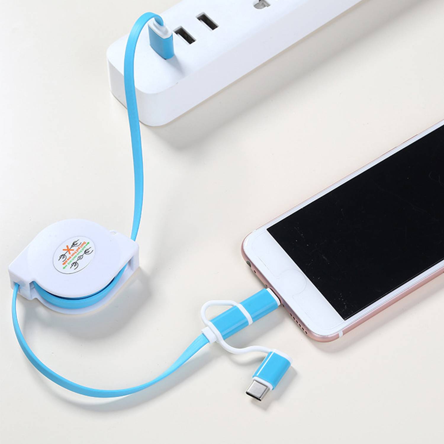 3-In-1 Retractable Charging Cable 1