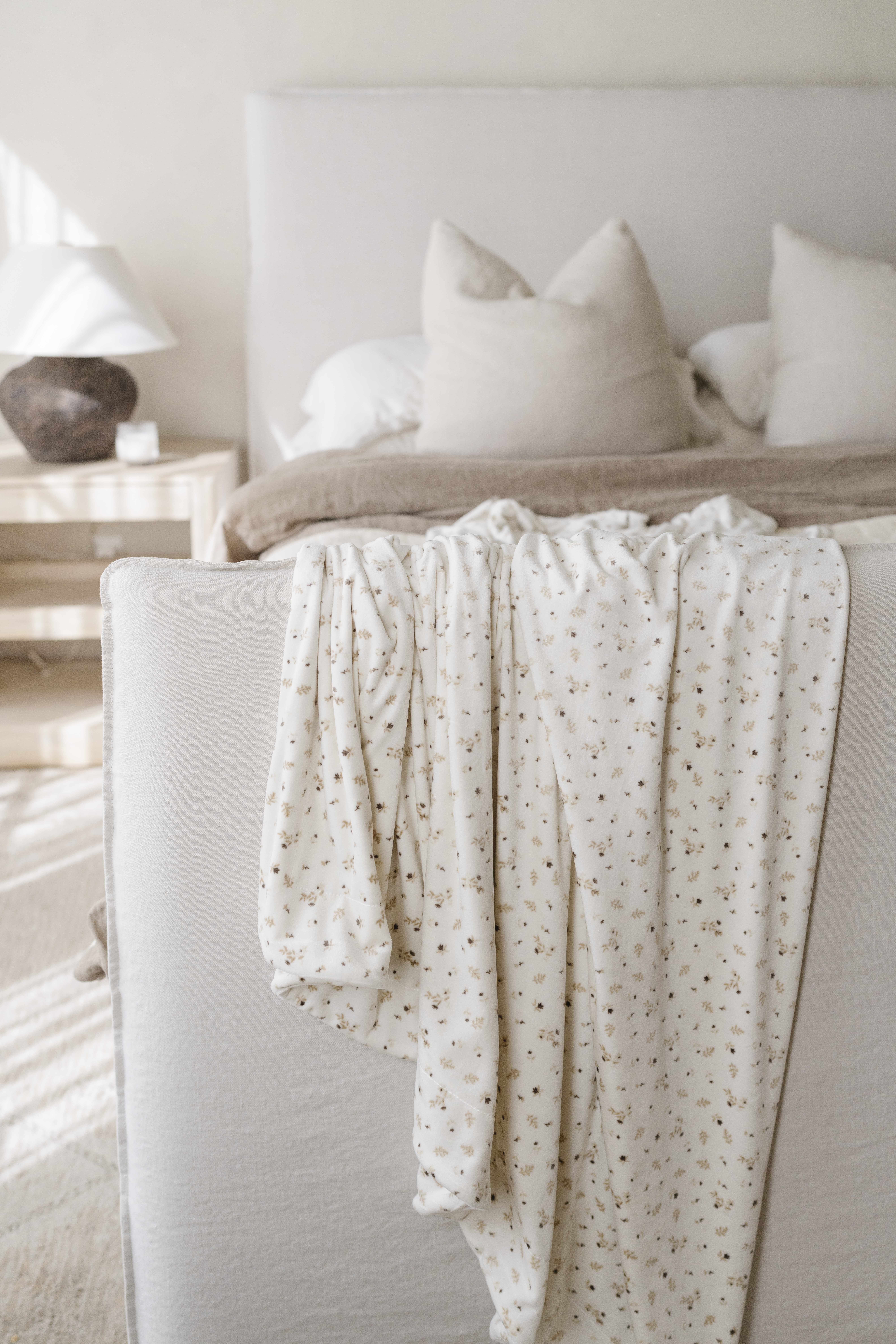 Minky Stretch Posy-Throw Luxury Blanket (50x60) 2