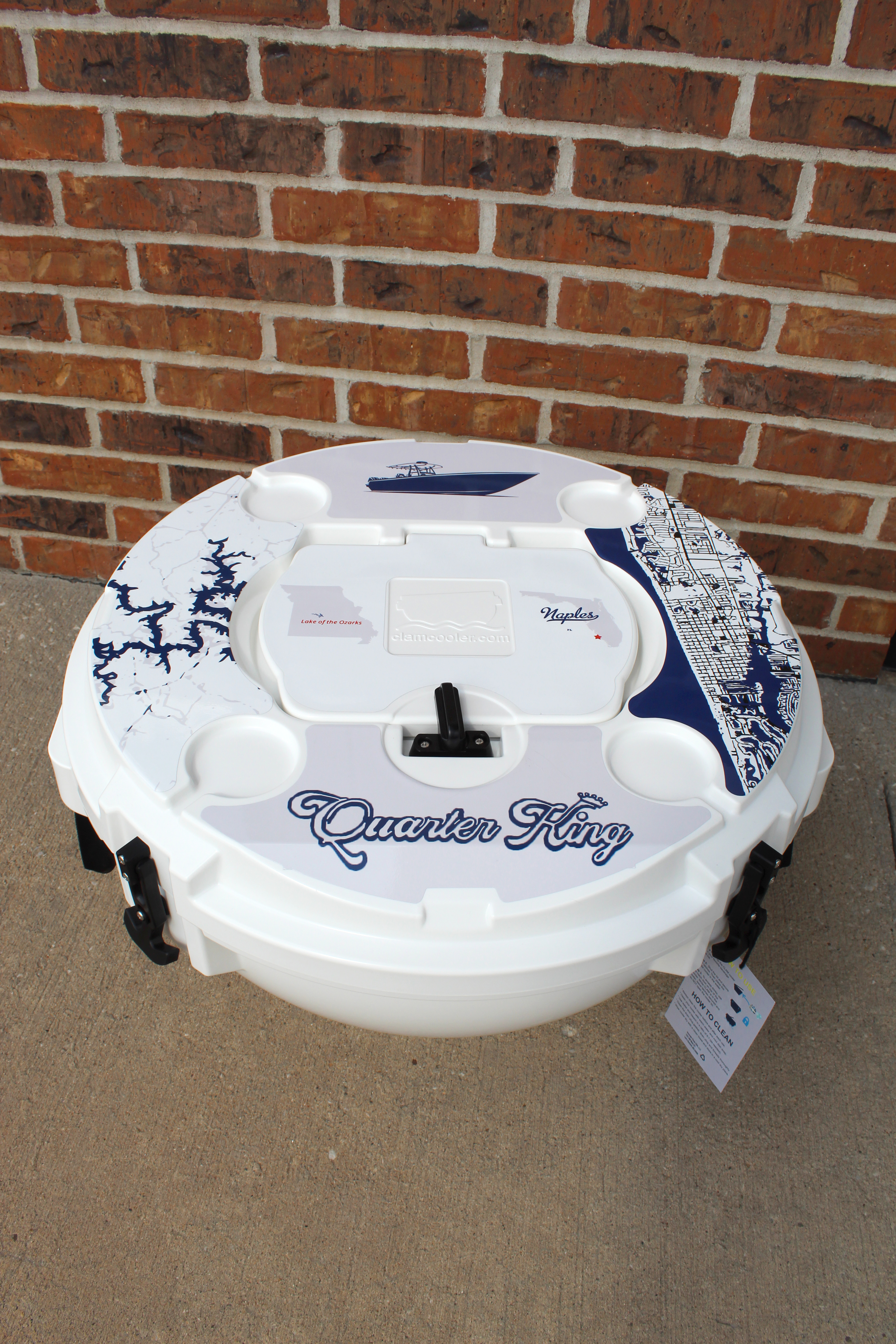 Clam Cooler- White 3