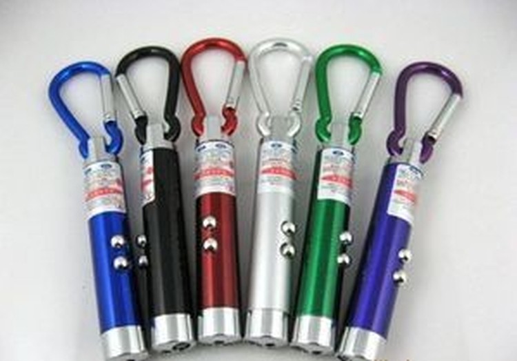Carabiner Keychain Flashlight (2 3/4"x1/2") 1