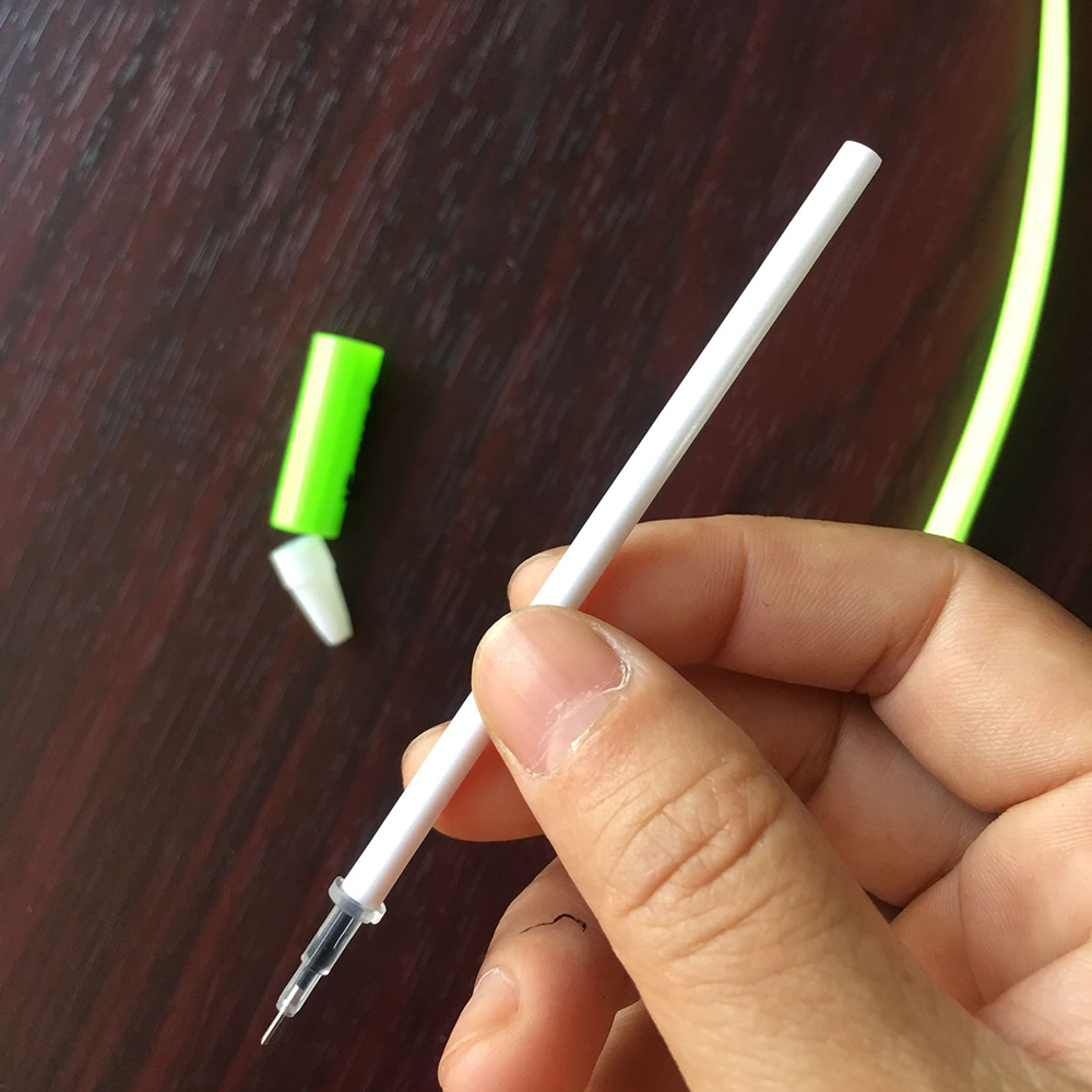Flexible Grass Pen 2