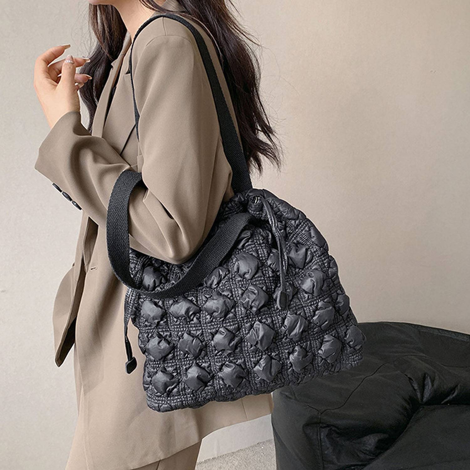 Large fluffy tote bag 5