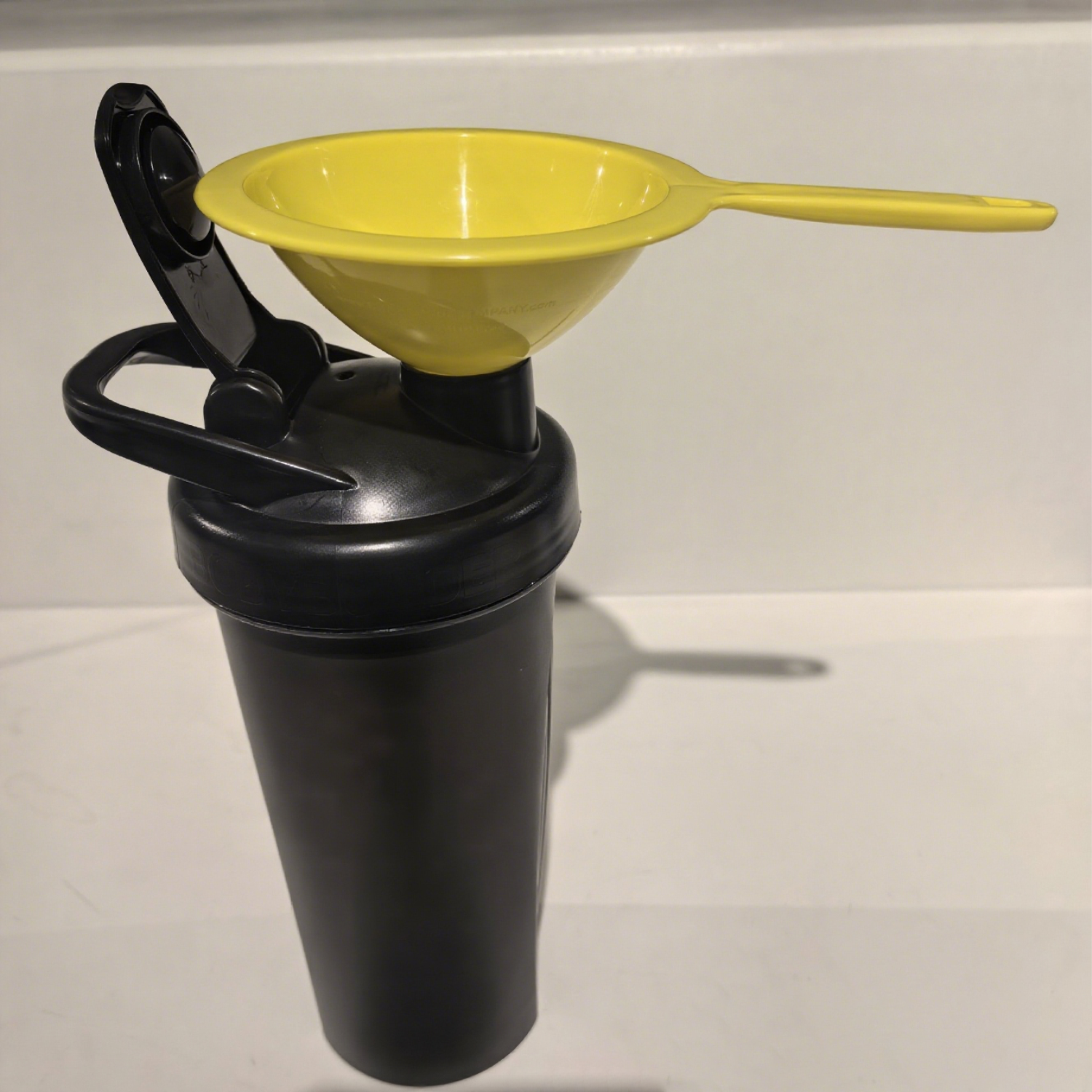 Food Grade Plastic Funnel w/ Handle 3