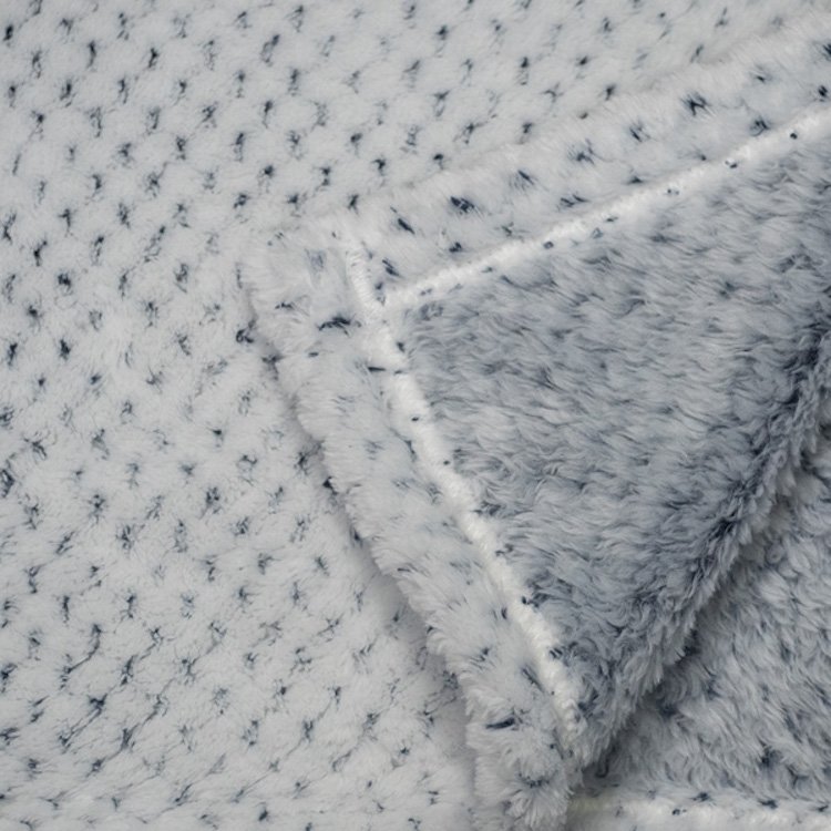 Textured Plush Blanket 4