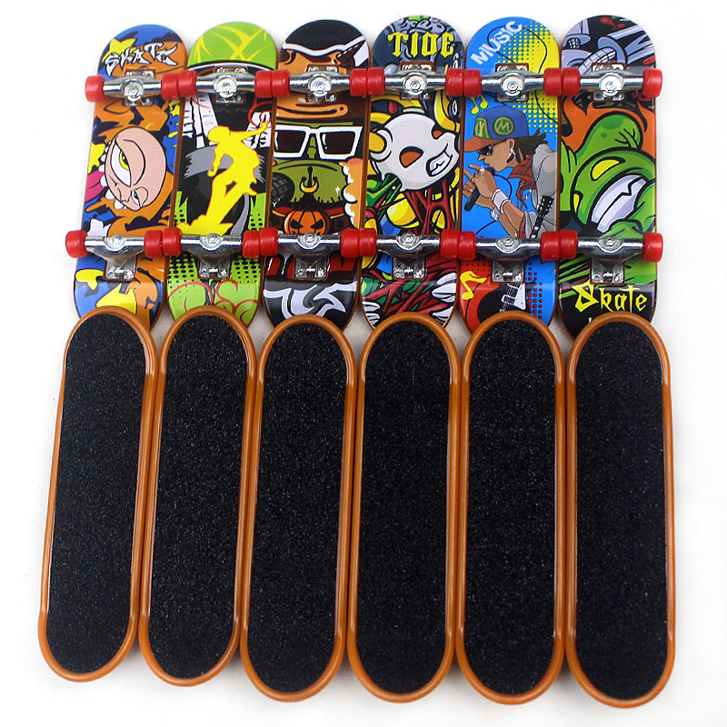 Mini Finger Skateboard 2