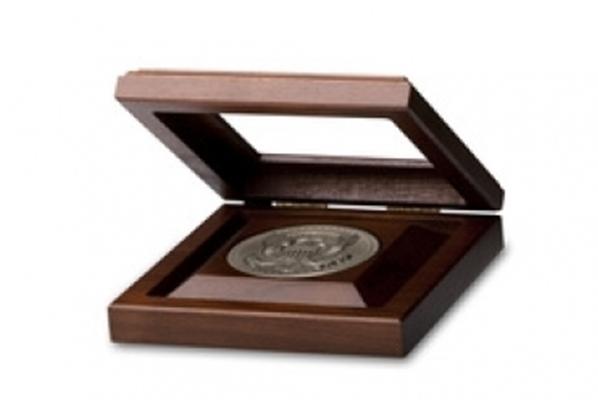 Walnut Medallion Display Box With Glass Cover 1