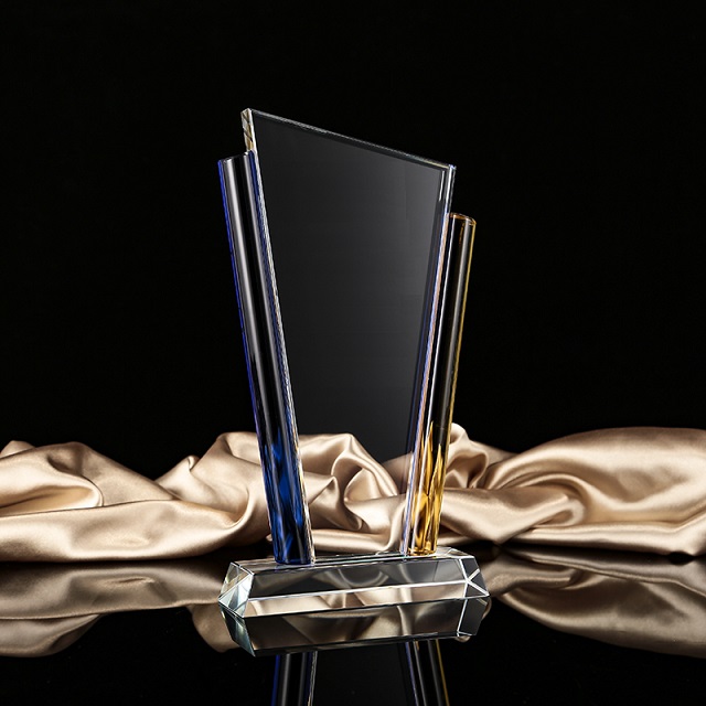 Crystal Trophy A19-129 6