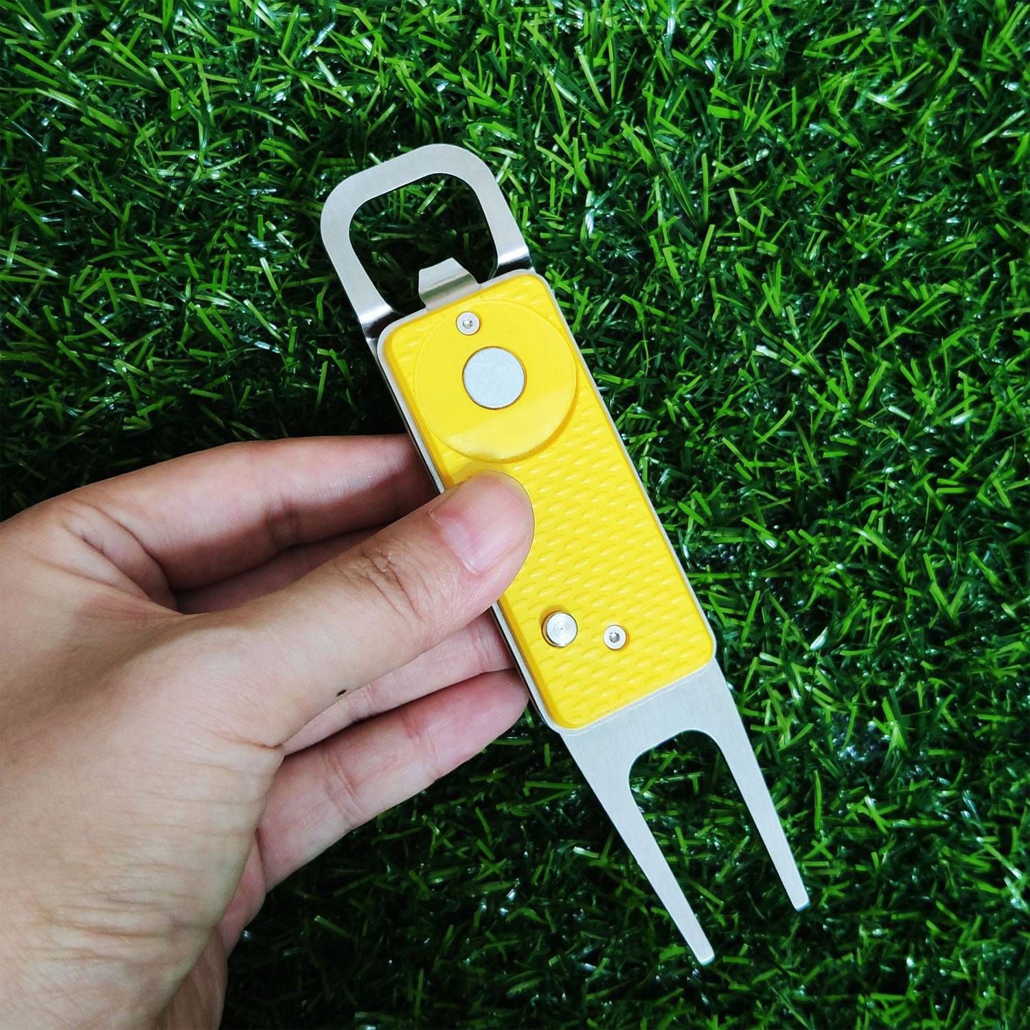 Ergonomic Zinc Alloy Golf Green Fork 11