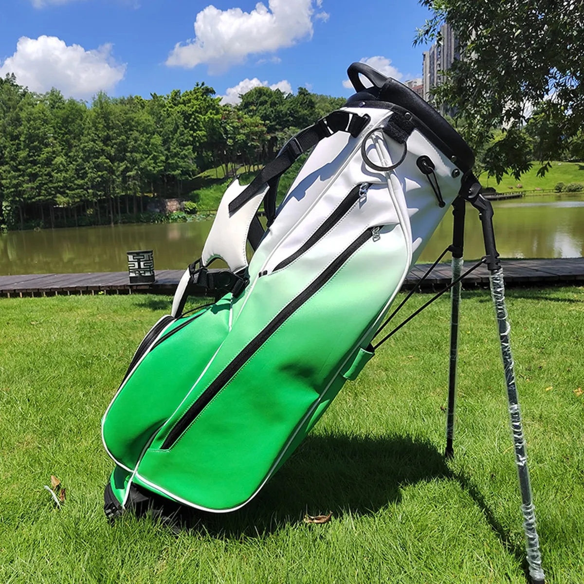 Lightweight Golf Stand Bag With Dual Strap 2