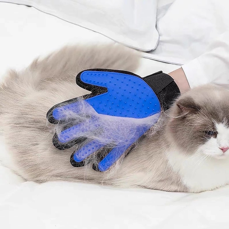 Soft Pet Grooming Glove 3