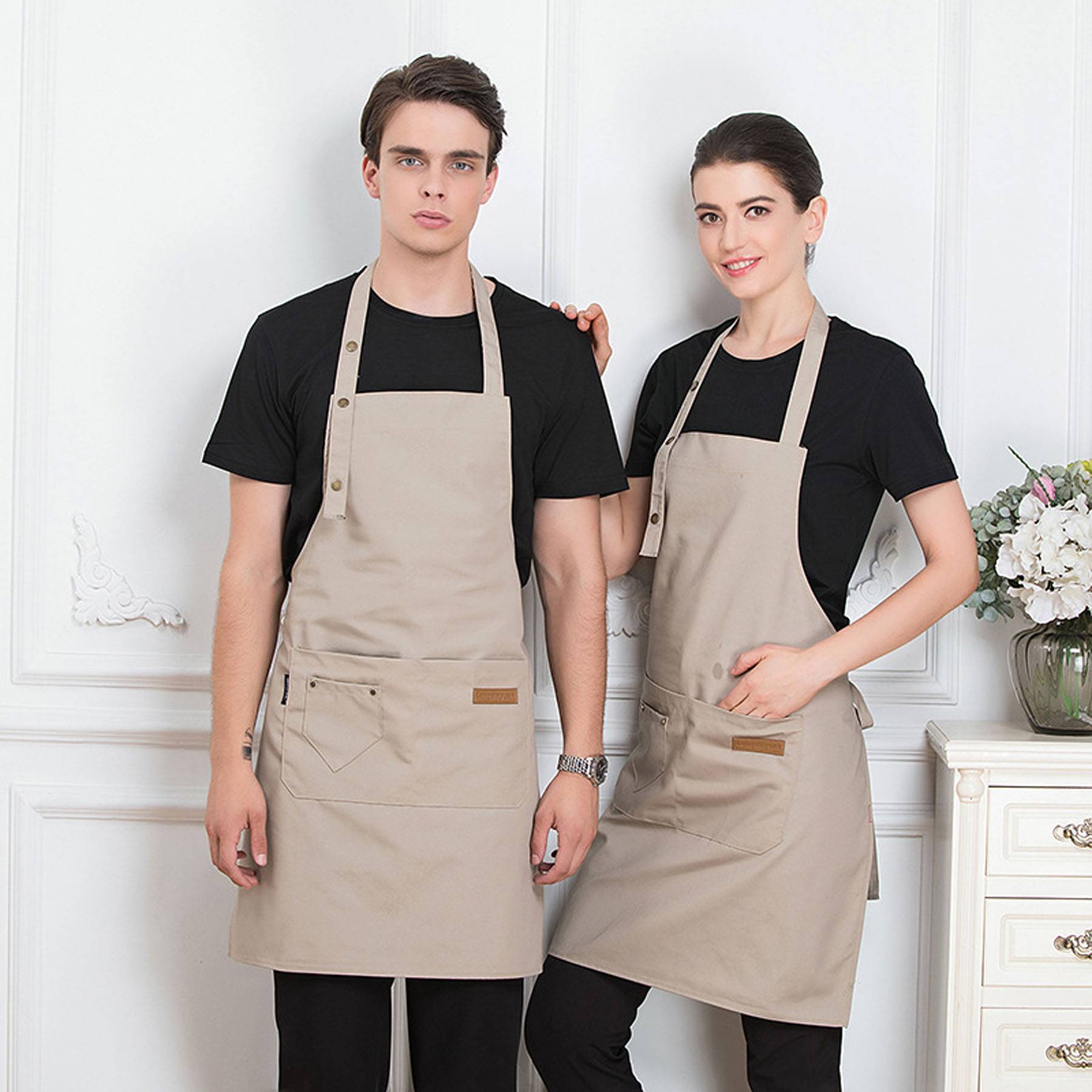 Apron w/ Adjustable Straps 3