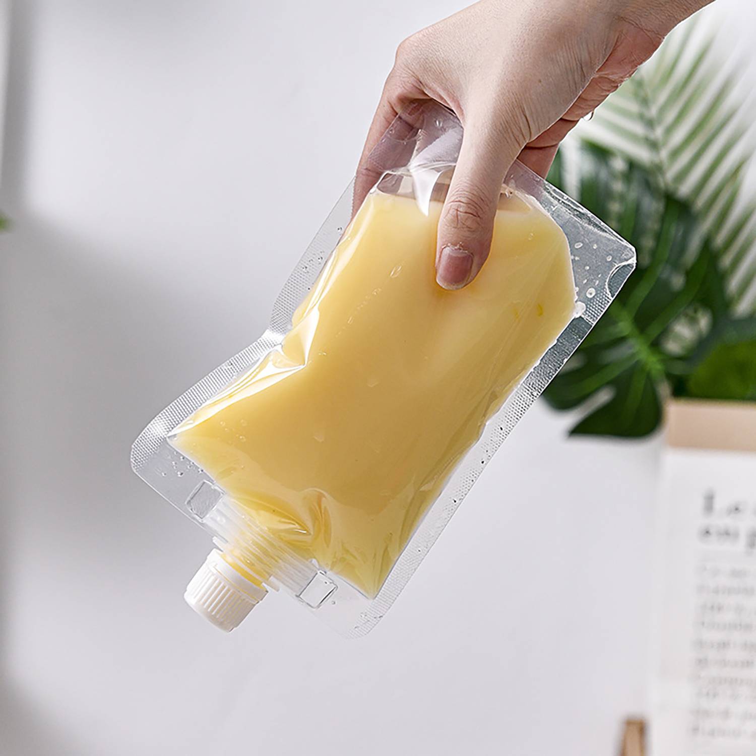7Oz Leak-Proof Portable Outdoor Travel Drink Pouch 4