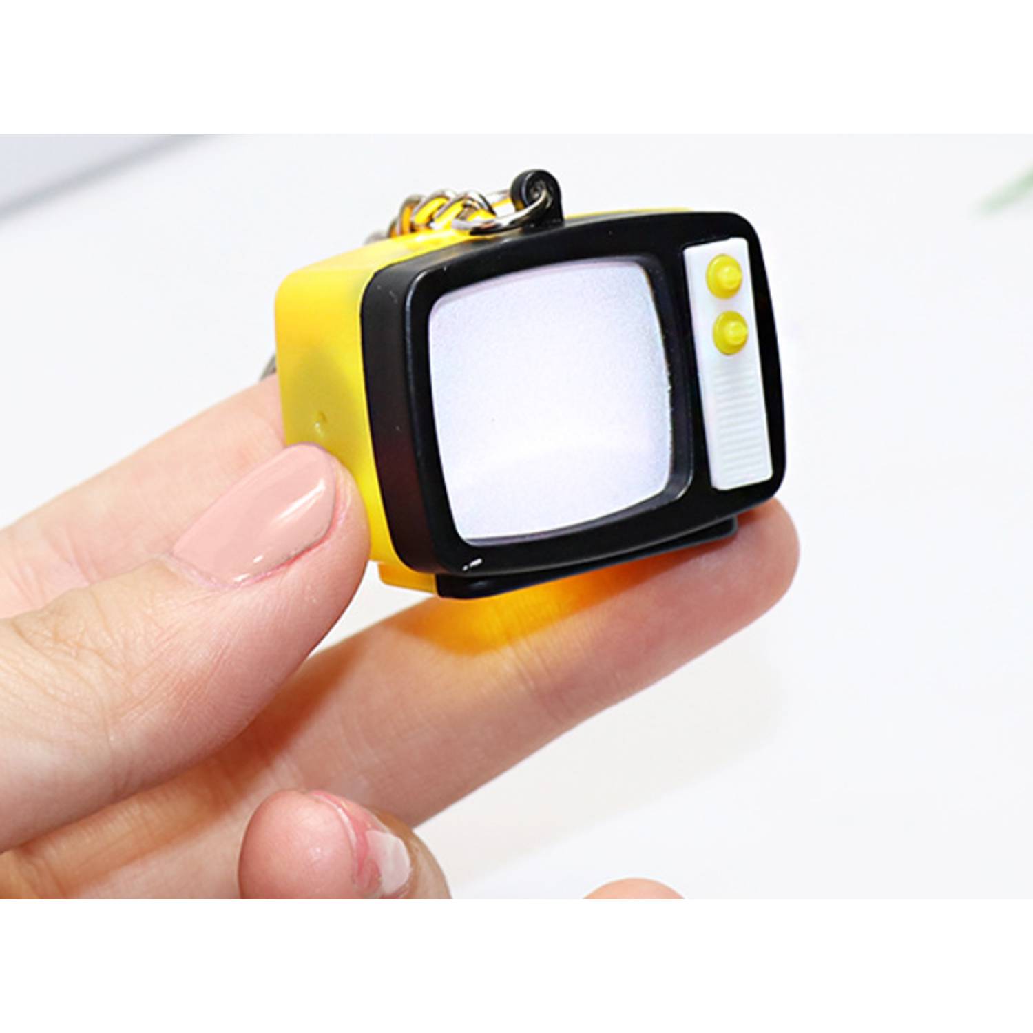 LED light TV Keychain 5