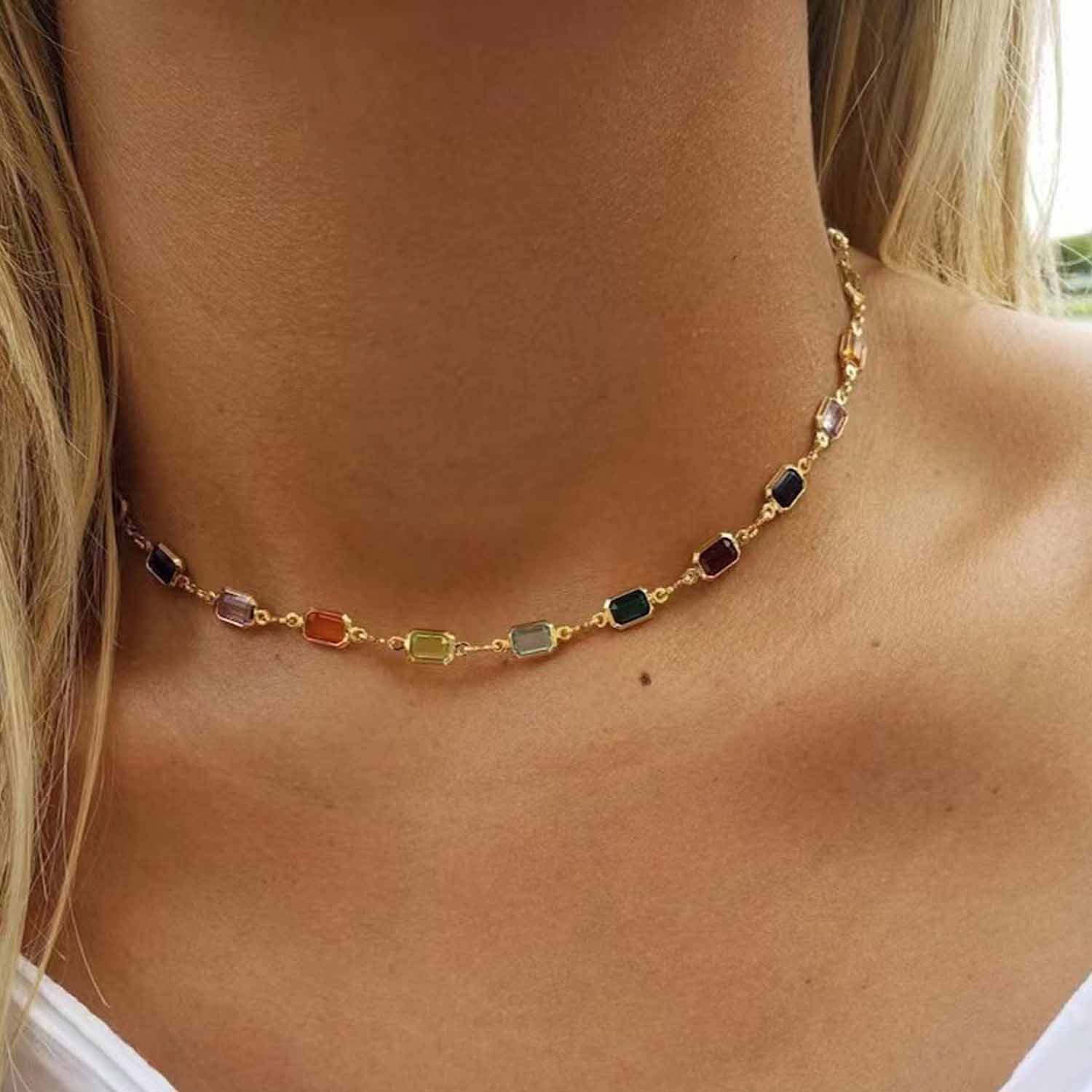 Square multicolor diamond necklace 3