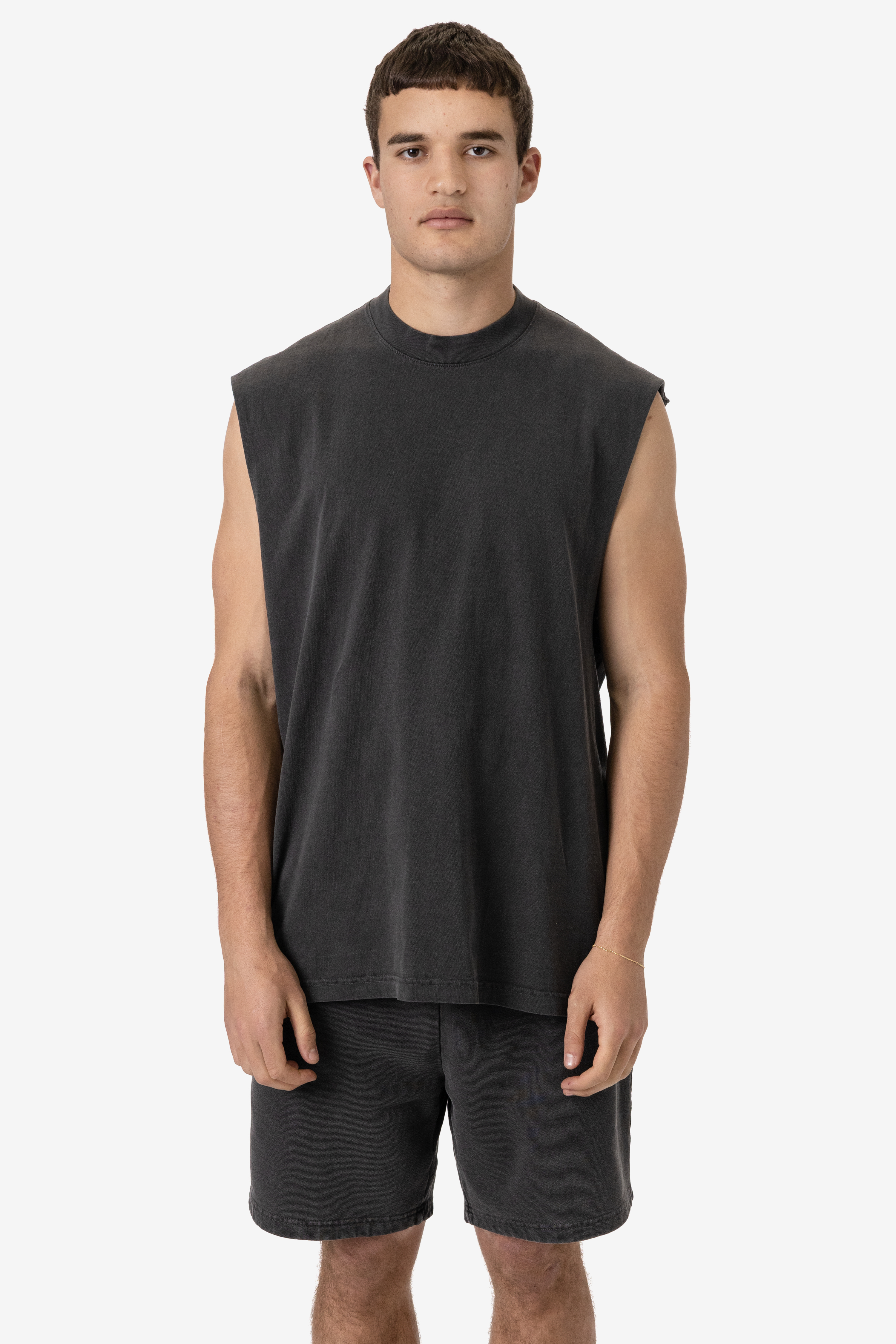 6.5 OZ GARMENT DYE SLEEVELESS TEE 2