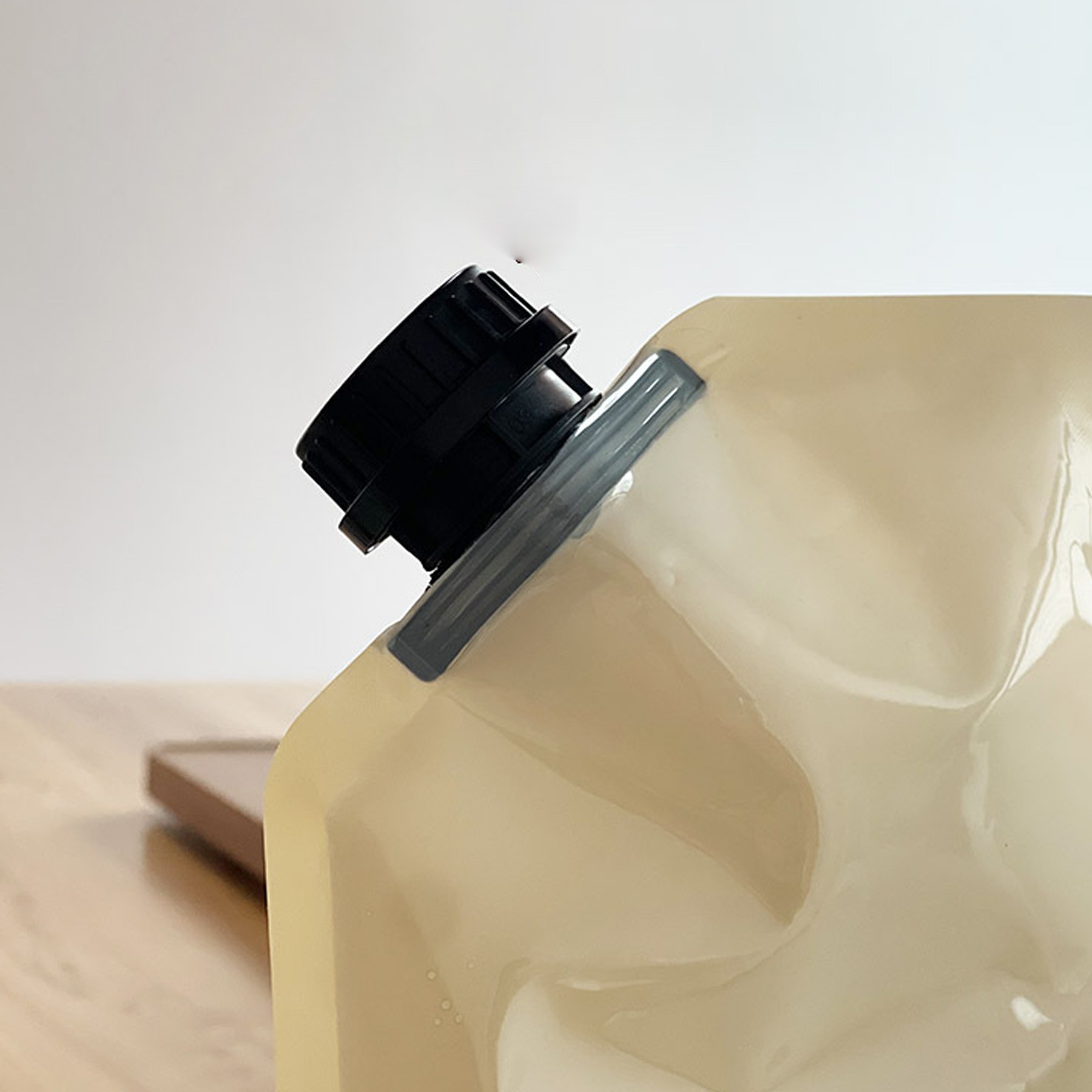 Premium Collapsible Water Container Bag For Camping 2