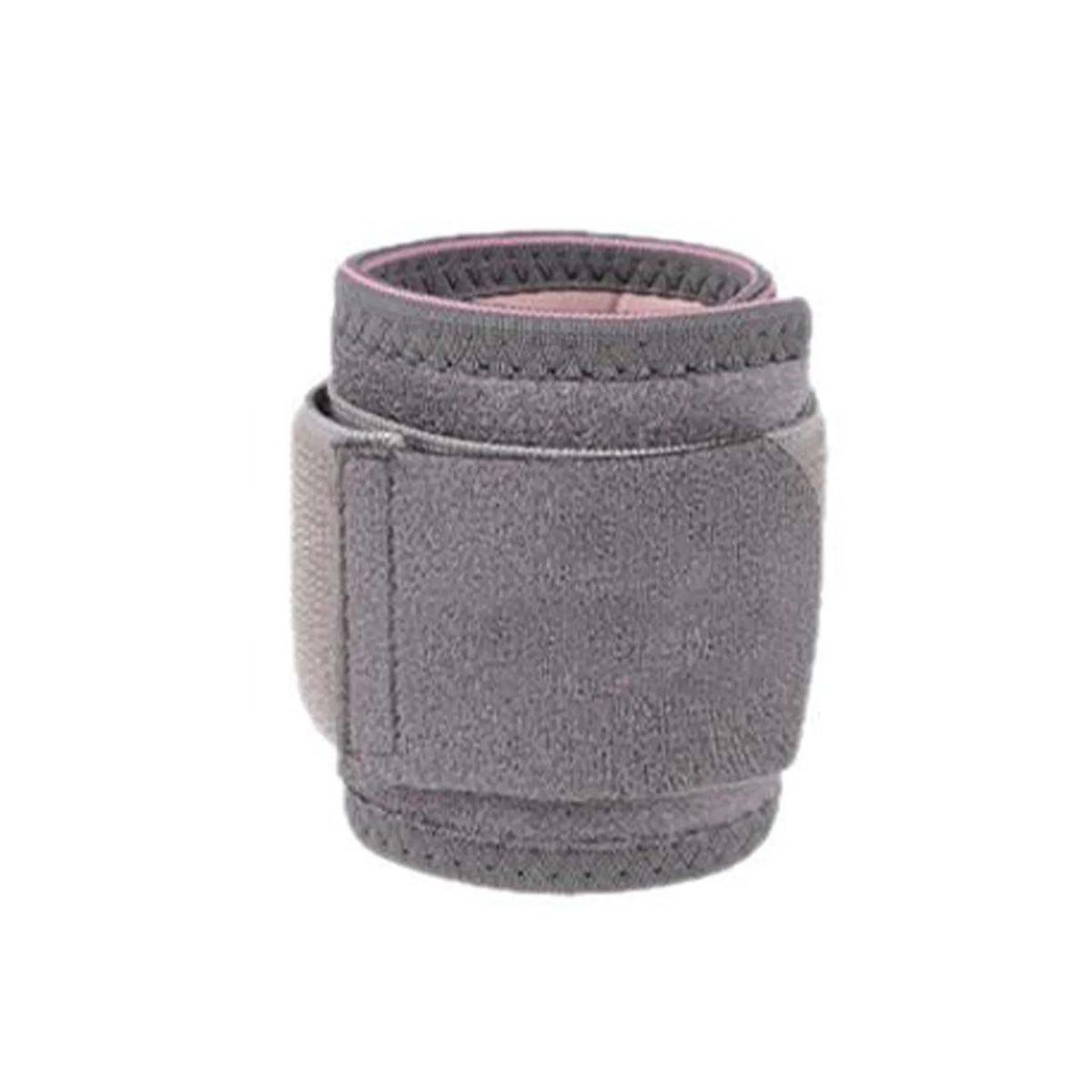 Comfortable Polyester Wrist Brace for Athletes 1
