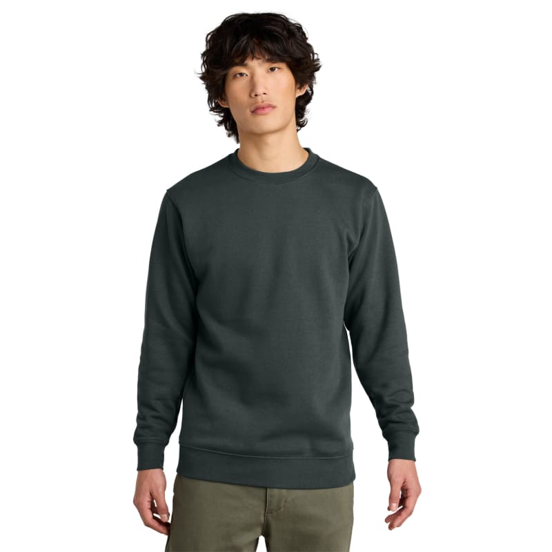 District V.I.T. Fleece Crew 70