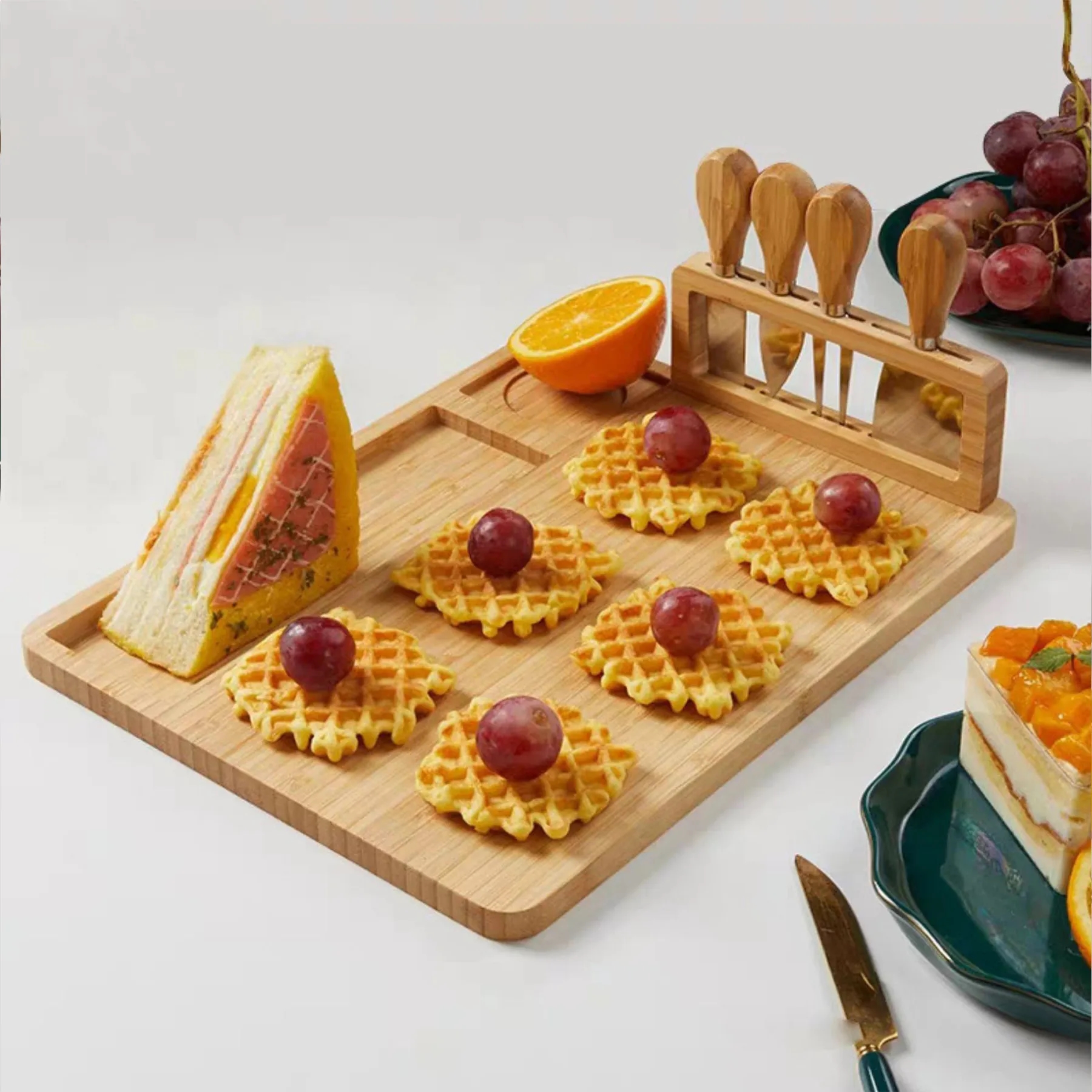 Bamboo Cheese Board And Knife Set 3