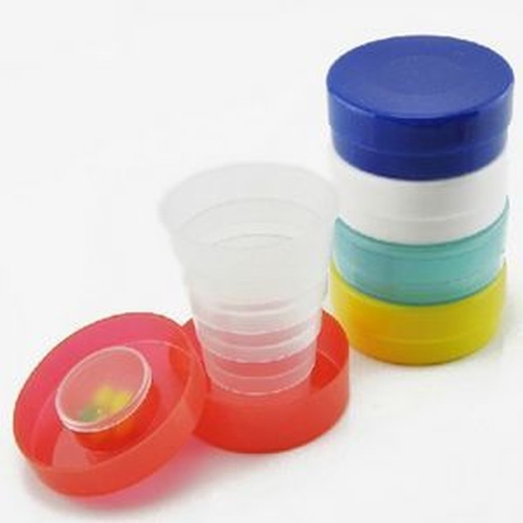 Expandable Telescopic Travel Plastic Cup (2 11/16"x2 3/4") 1