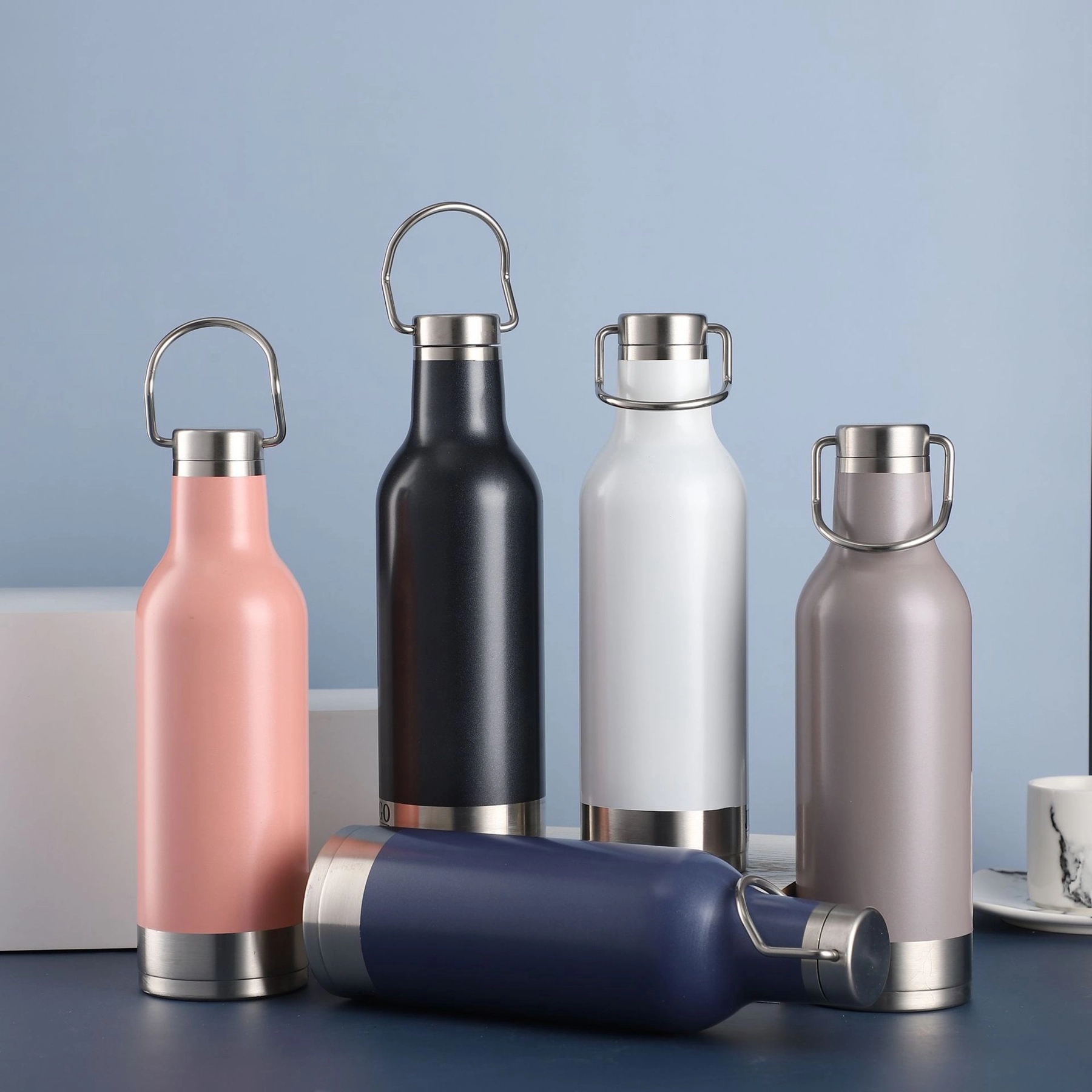 17 OZ. Double Wall Vacuum Insulation Flask with Handle 10