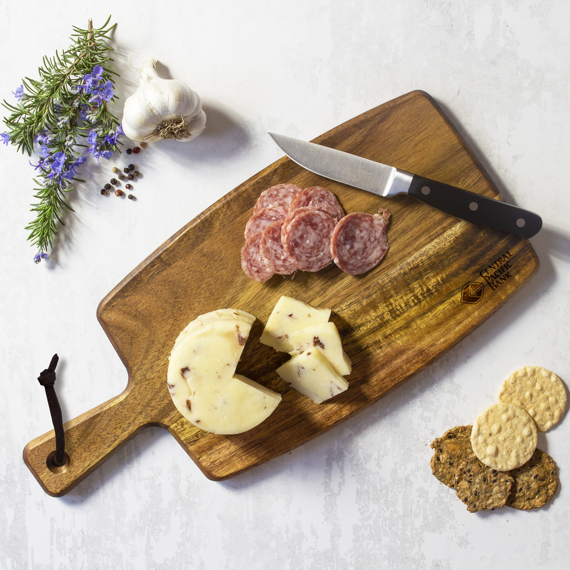 Acacia Paddle Cutting Board 3