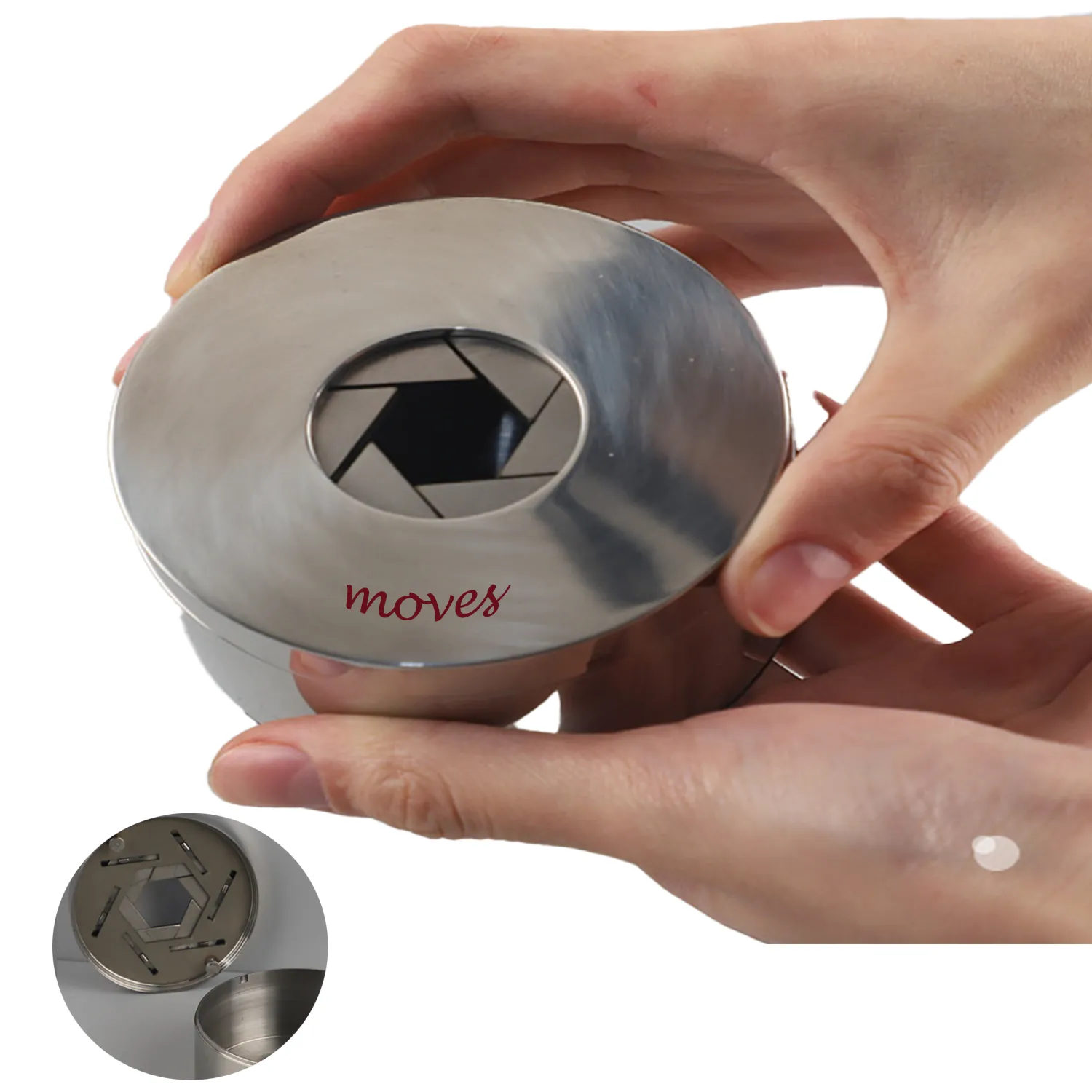 Stainless Steel Rotary Ashtray With Cover 2