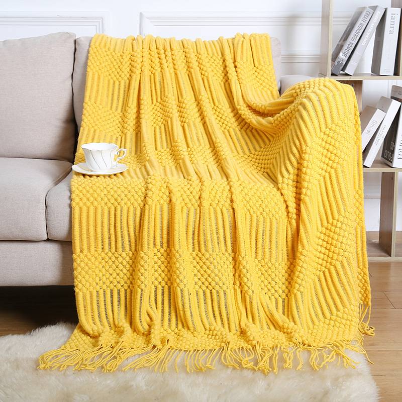 Wool-Like Soft Decorative Knitted Throw Blanket 4