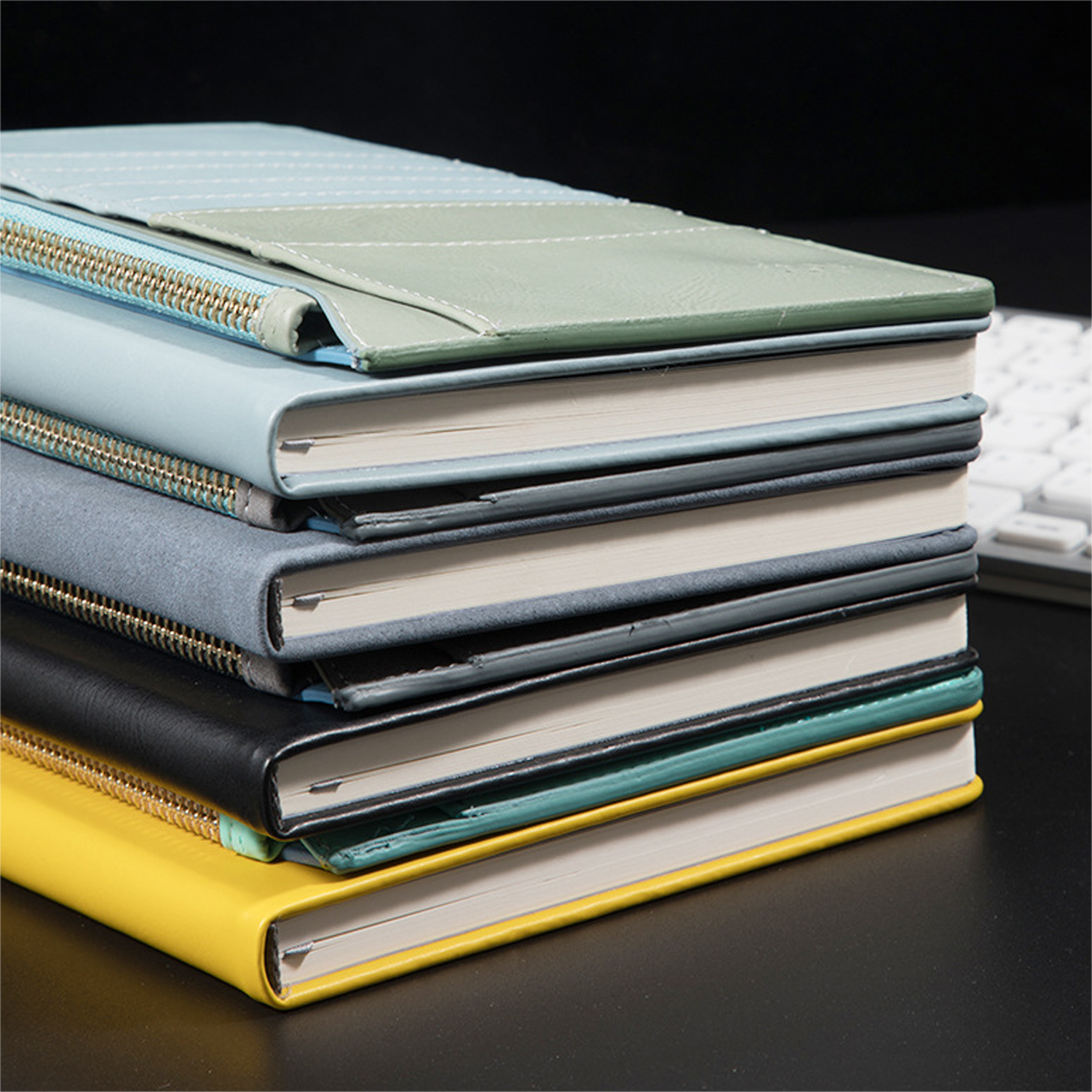 A5 PU Leather Notebook w/ Zipper Pouch 5