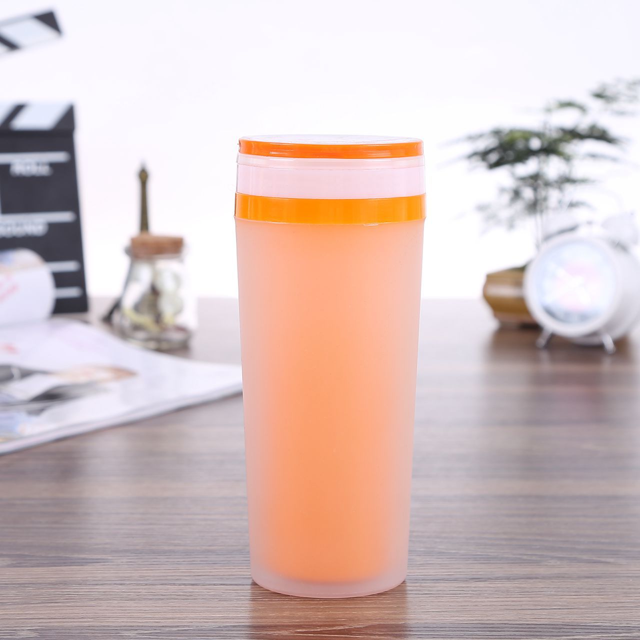 Double Wall Plastic Tumbler With Handle 6