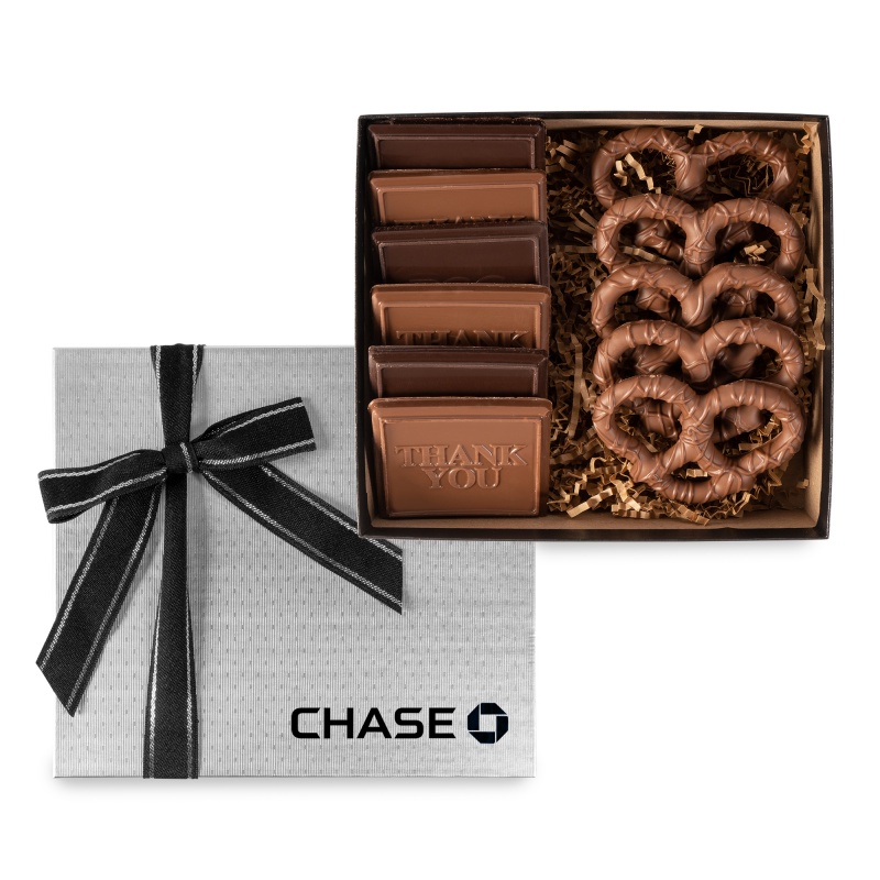 6 Piece Cookie Gift Box with Chocolate Pretzels 2