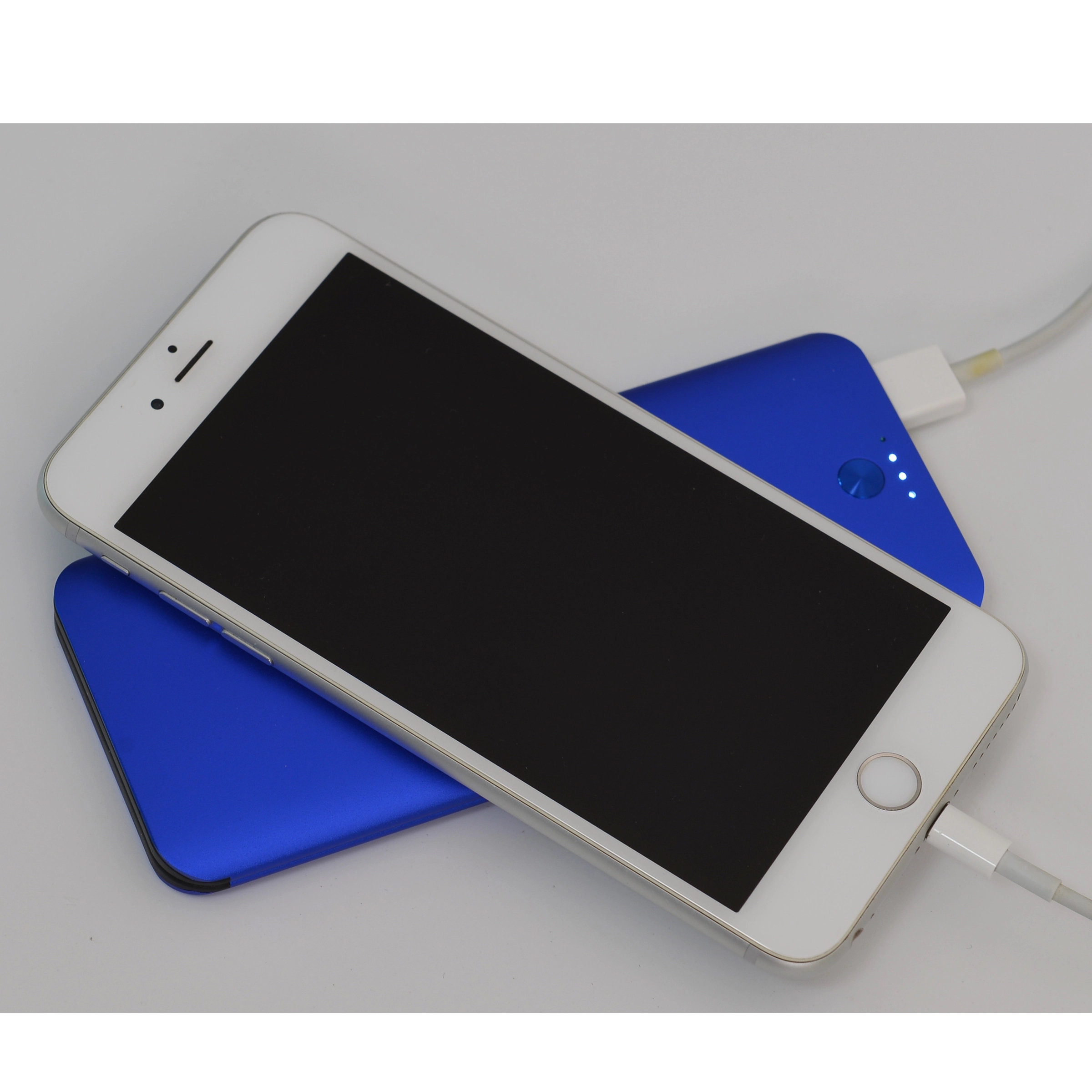 Ultra Slim Aluminum 5,000 mAh Portable Charger Power Bank 2